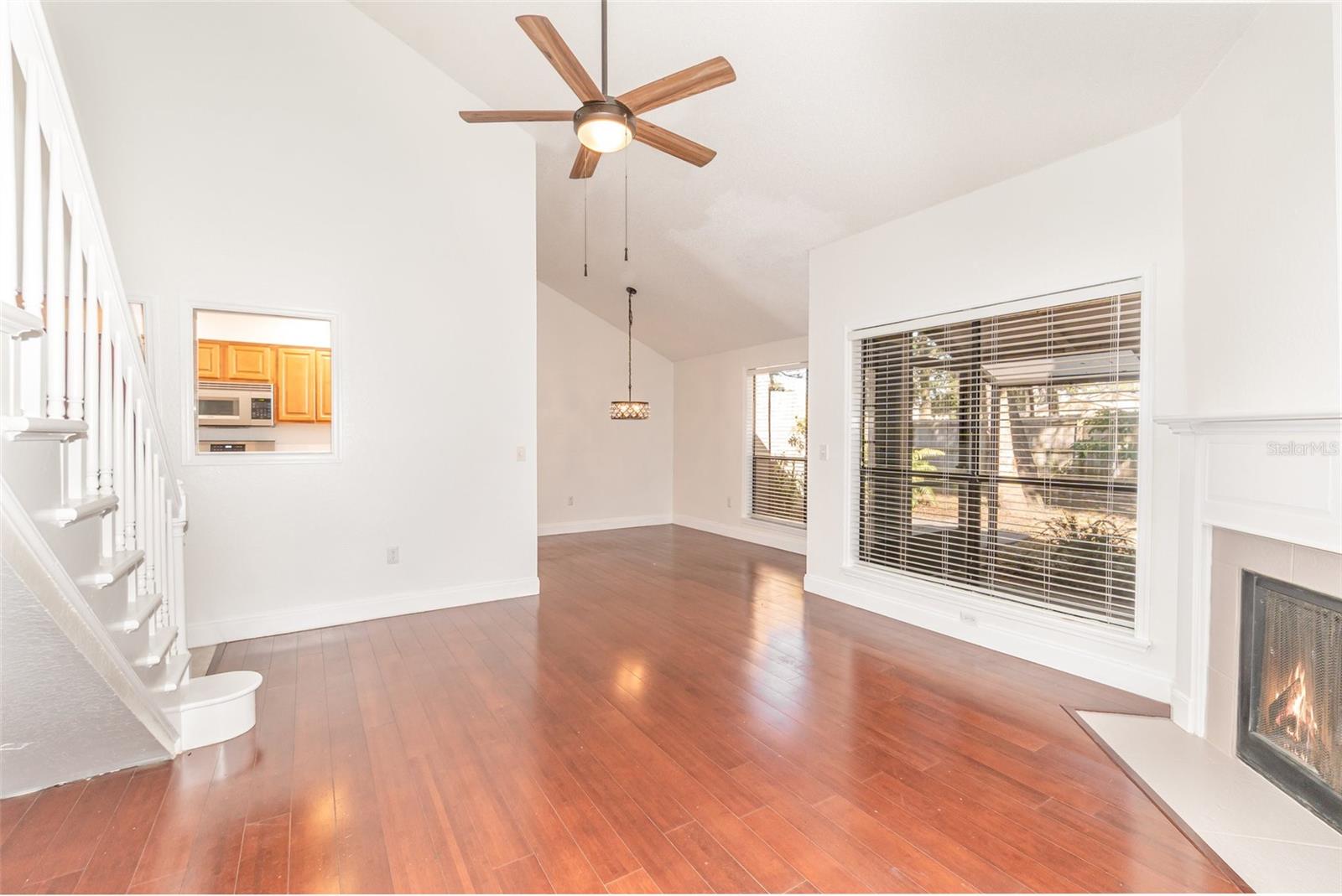 Image 10 of 44 For 940 Douglas Avenue 175