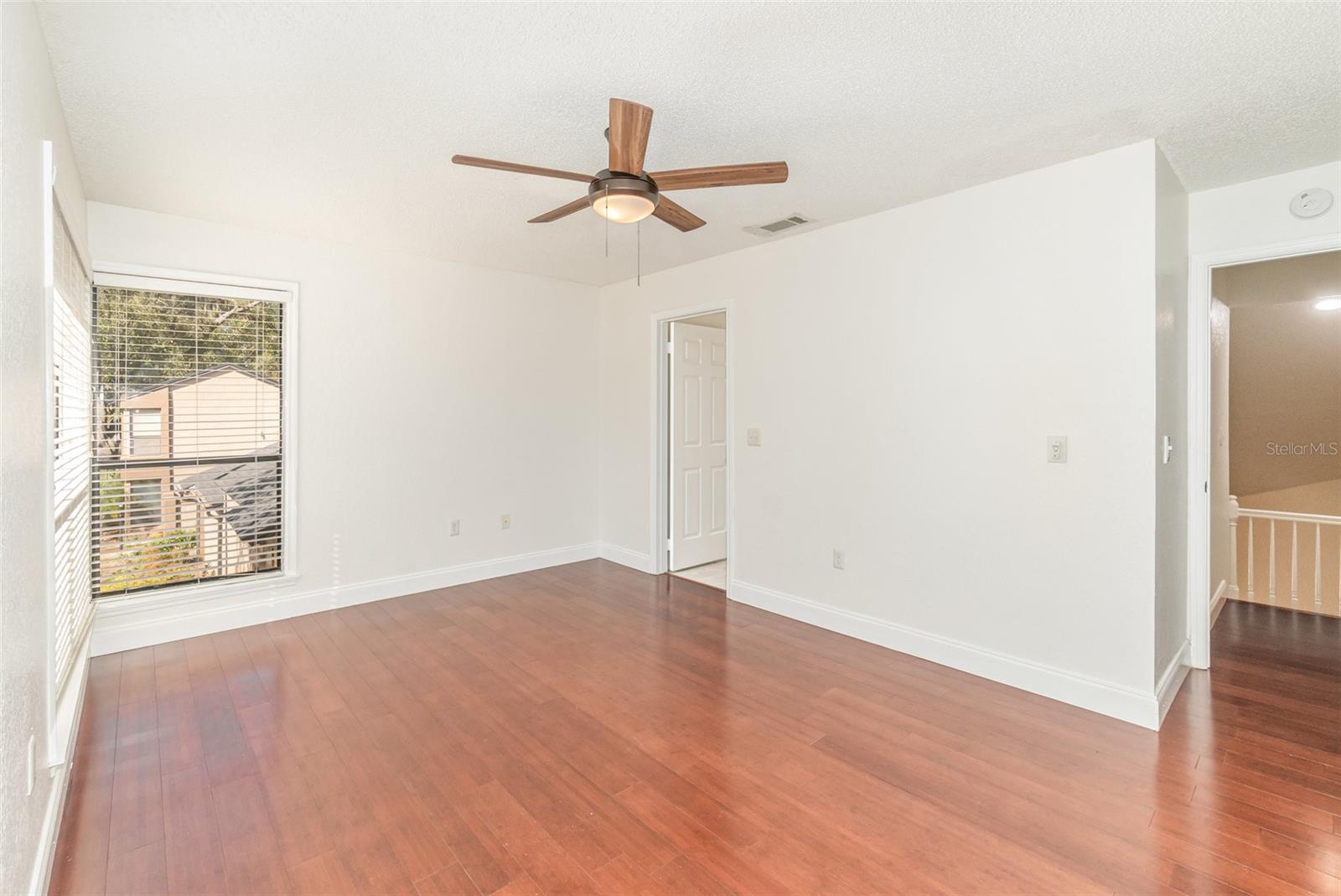 Image 20 of 44 For 940 Douglas Avenue 175