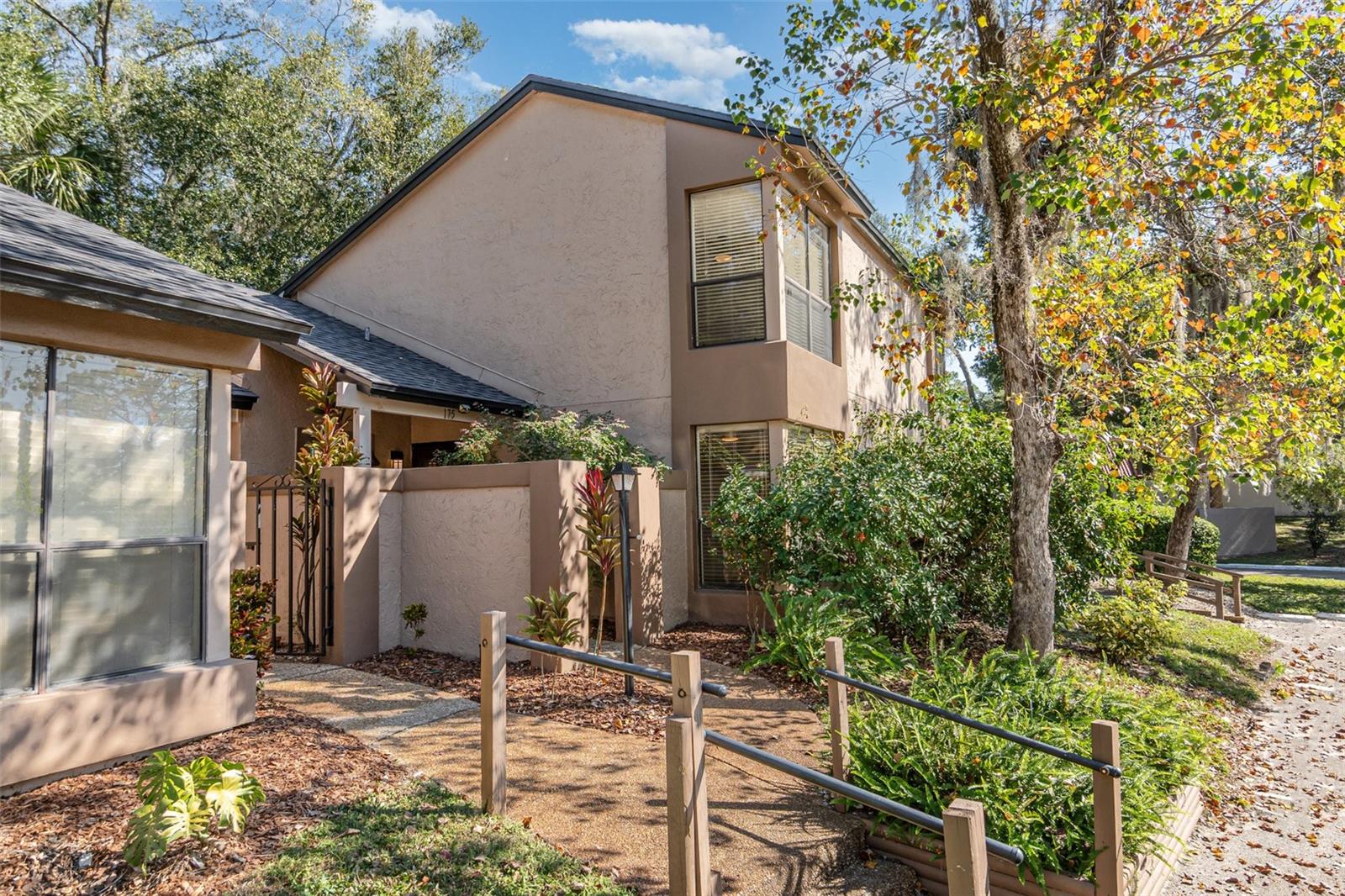 Image 3 of 44 For 940 Douglas Avenue 175