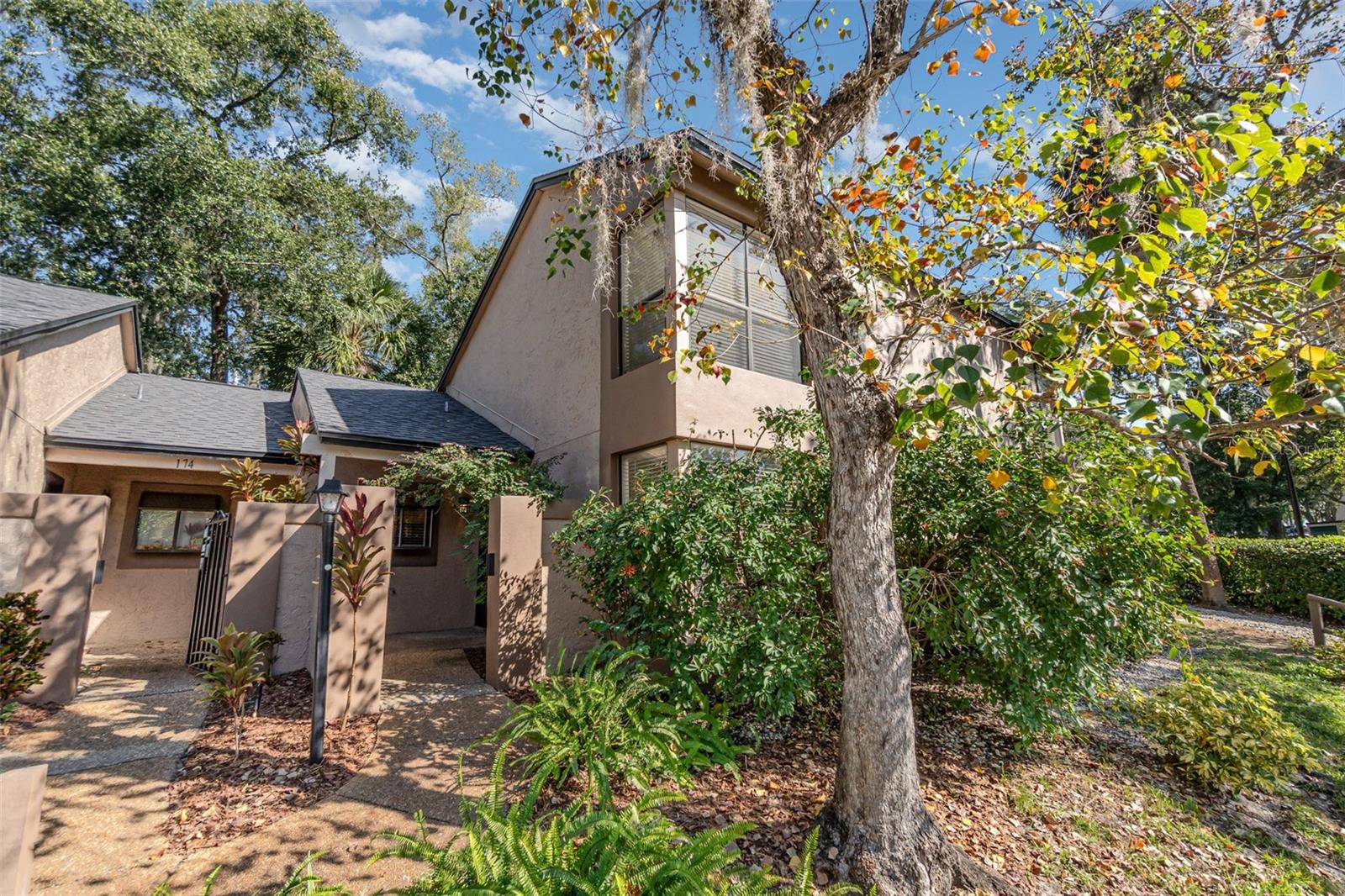 Image 5 of 44 For 940 Douglas Avenue 175