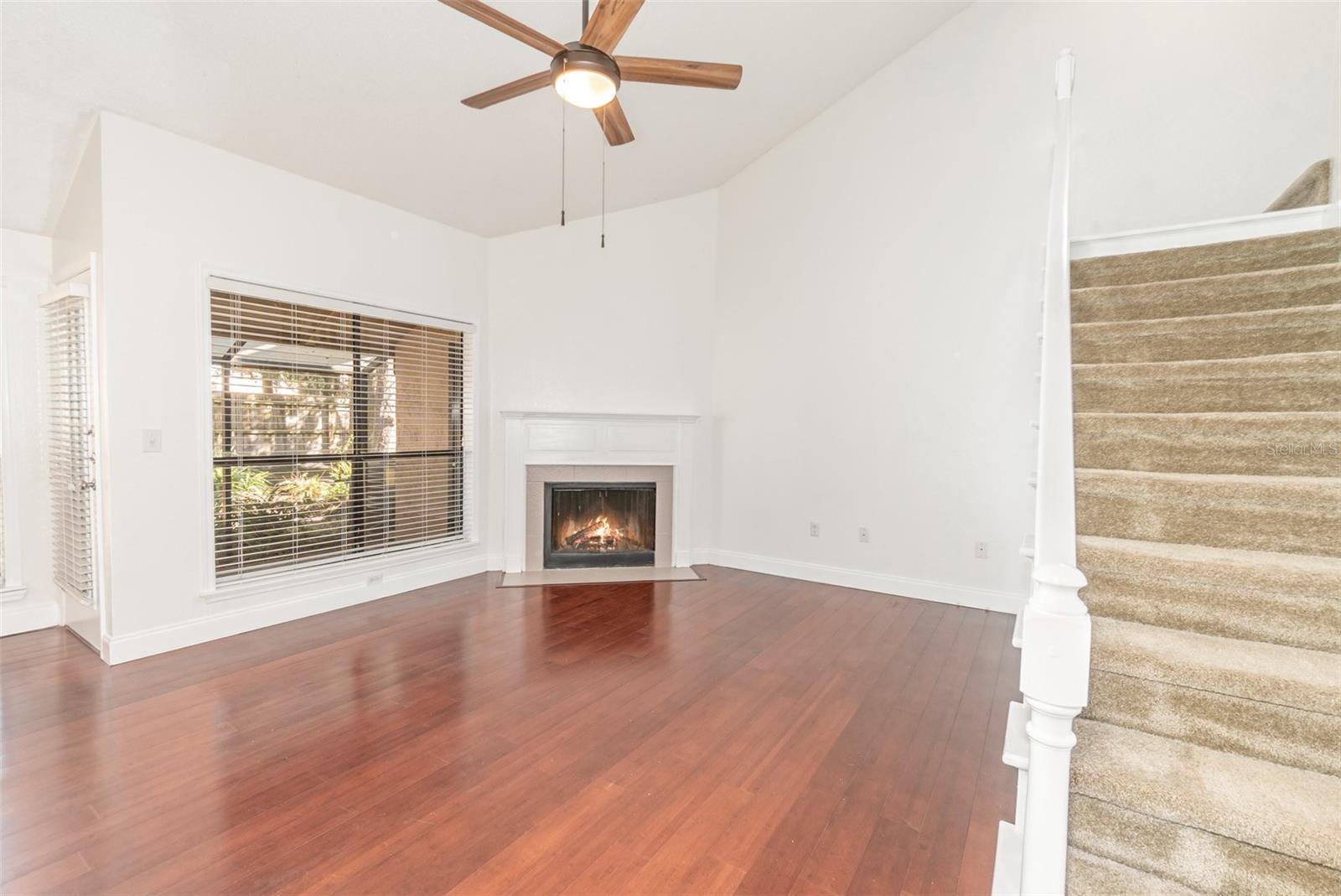 Image 7 of 44 For 940 Douglas Avenue 175