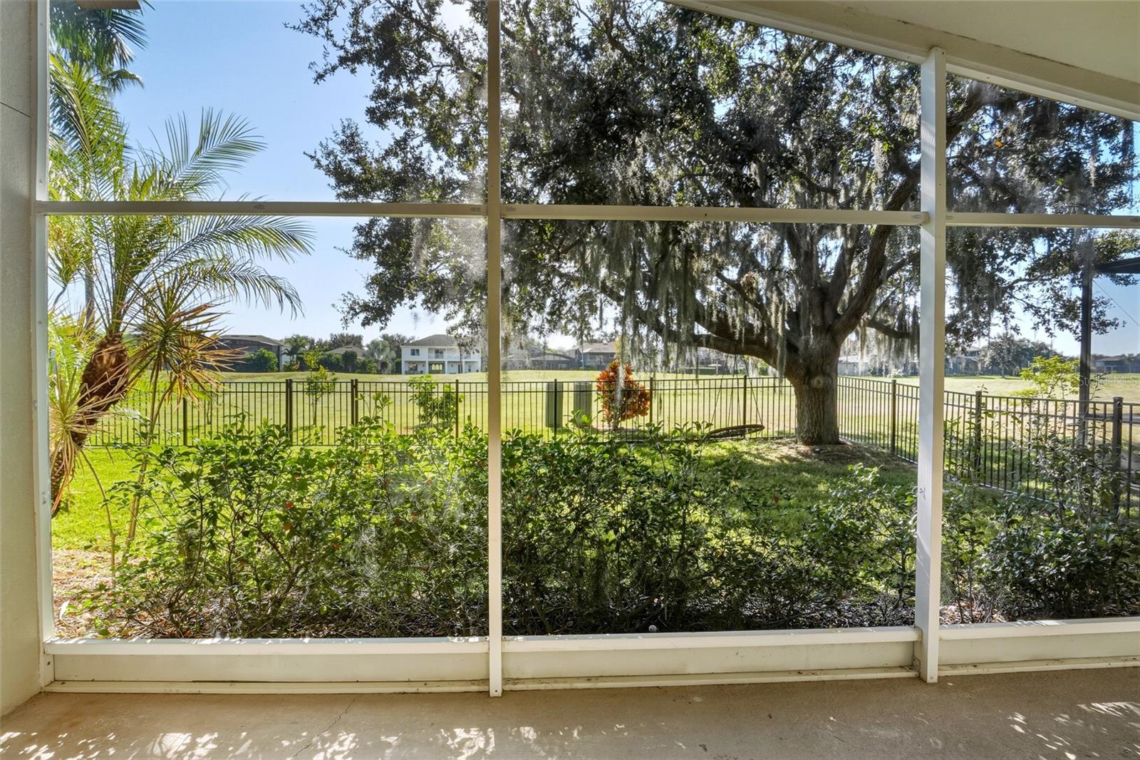 Image 26 of 42 For 15412 Amberbeam Boulevard