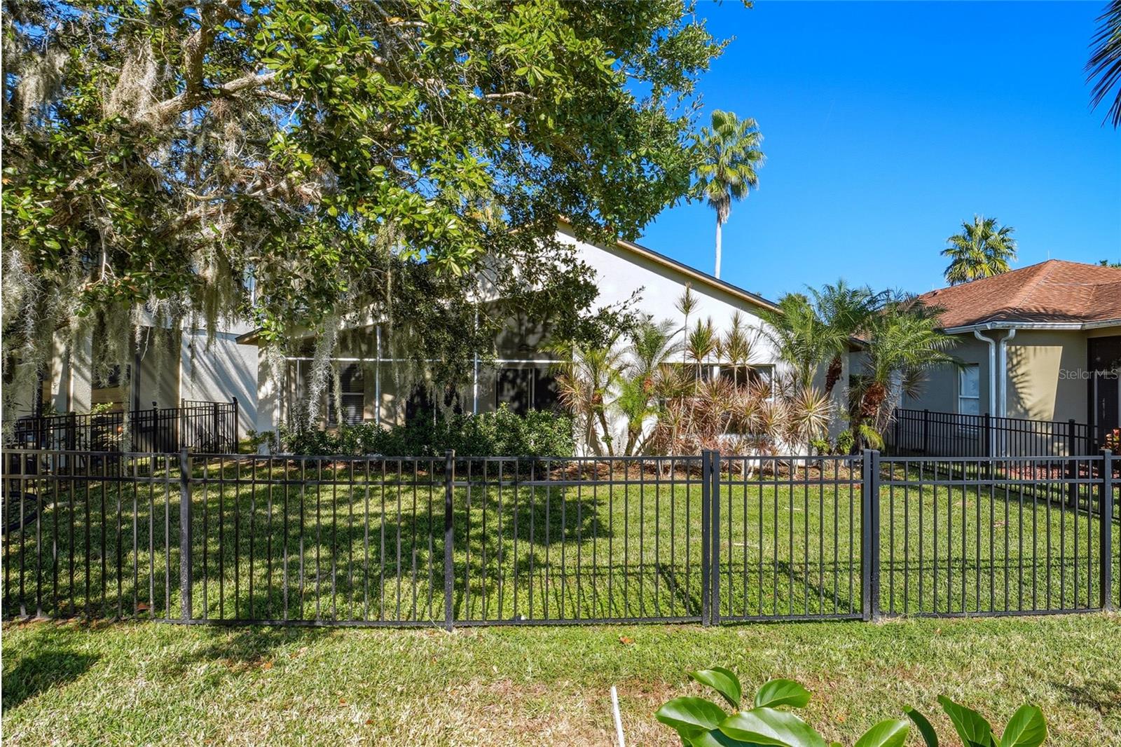 Image 28 of 42 For 15412 Amberbeam Boulevard