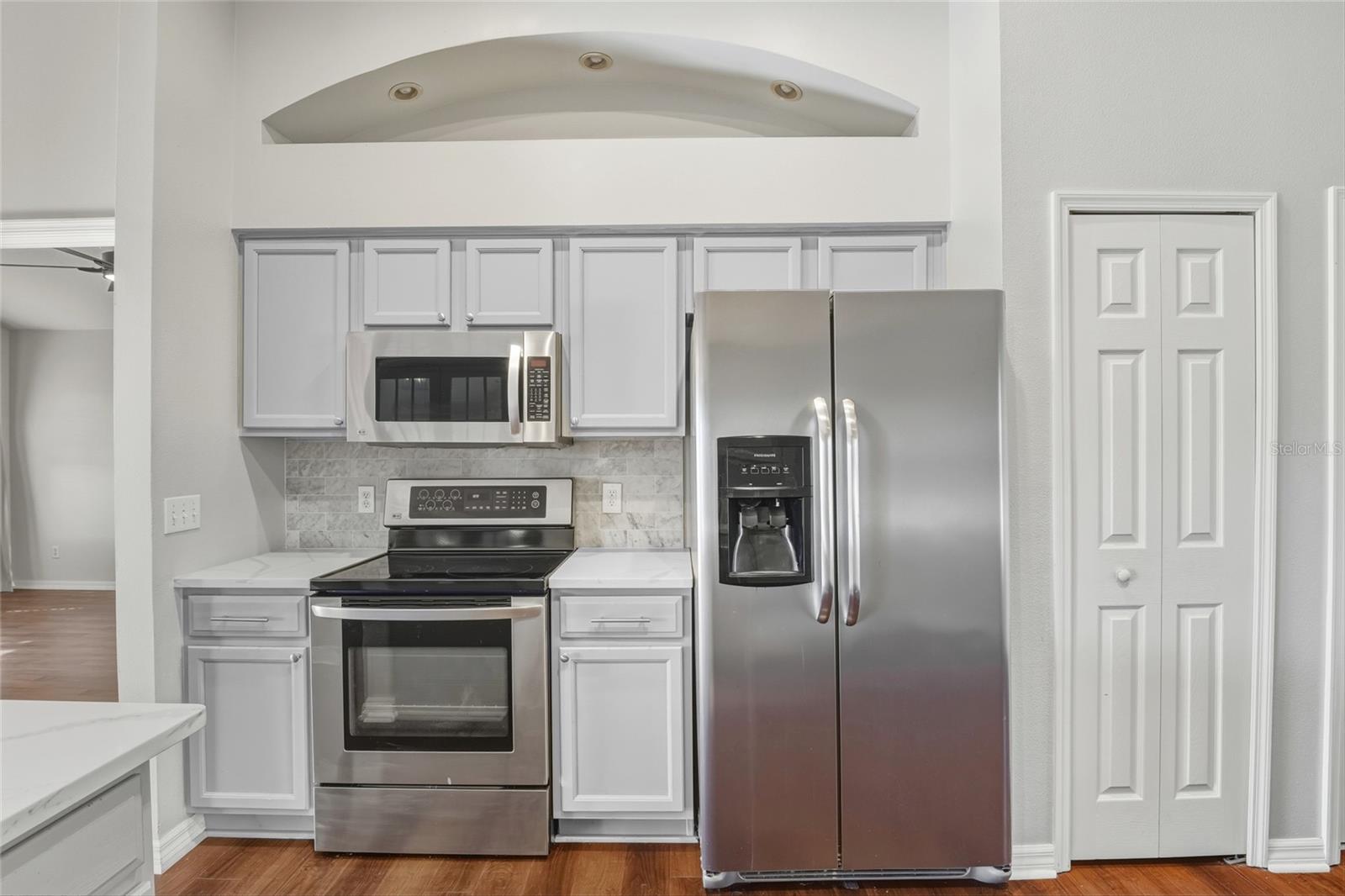 Image 6 of 42 For 15412 Amberbeam Boulevard