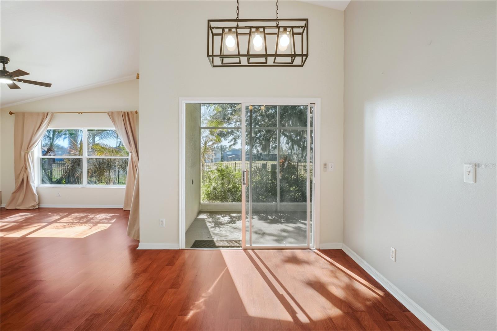 Image 9 of 42 For 15412 Amberbeam Boulevard