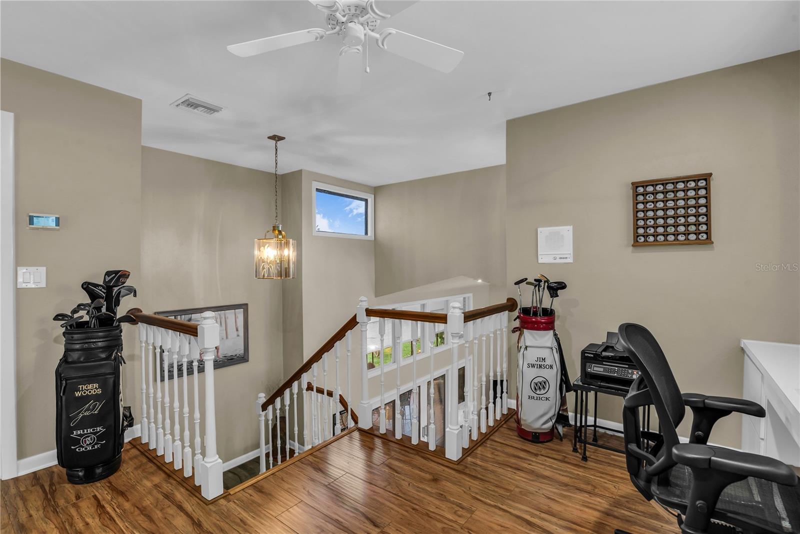 Image 27 of 83 For 104 Acacia Point