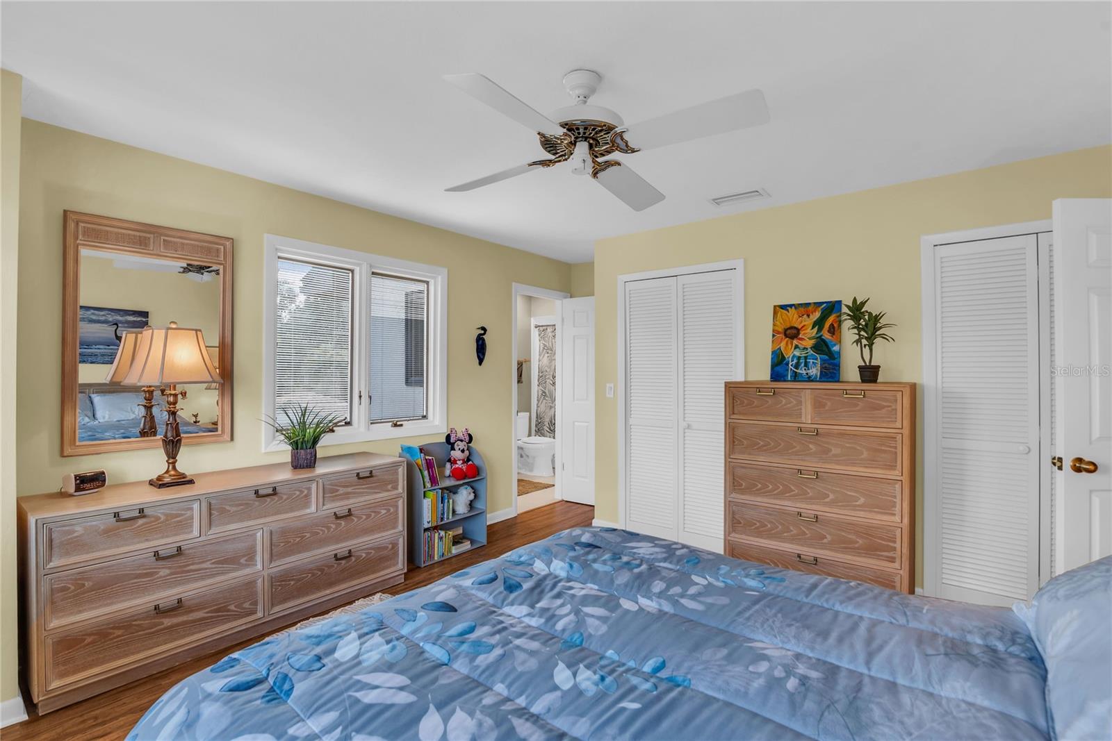 Image 39 of 83 For 104 Acacia Point