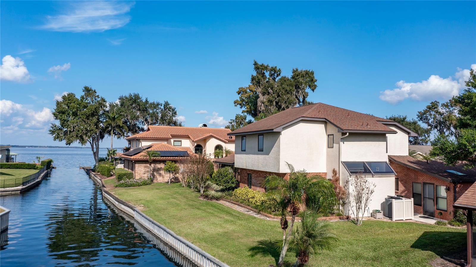 Image 51 of 83 For 104 Acacia Point