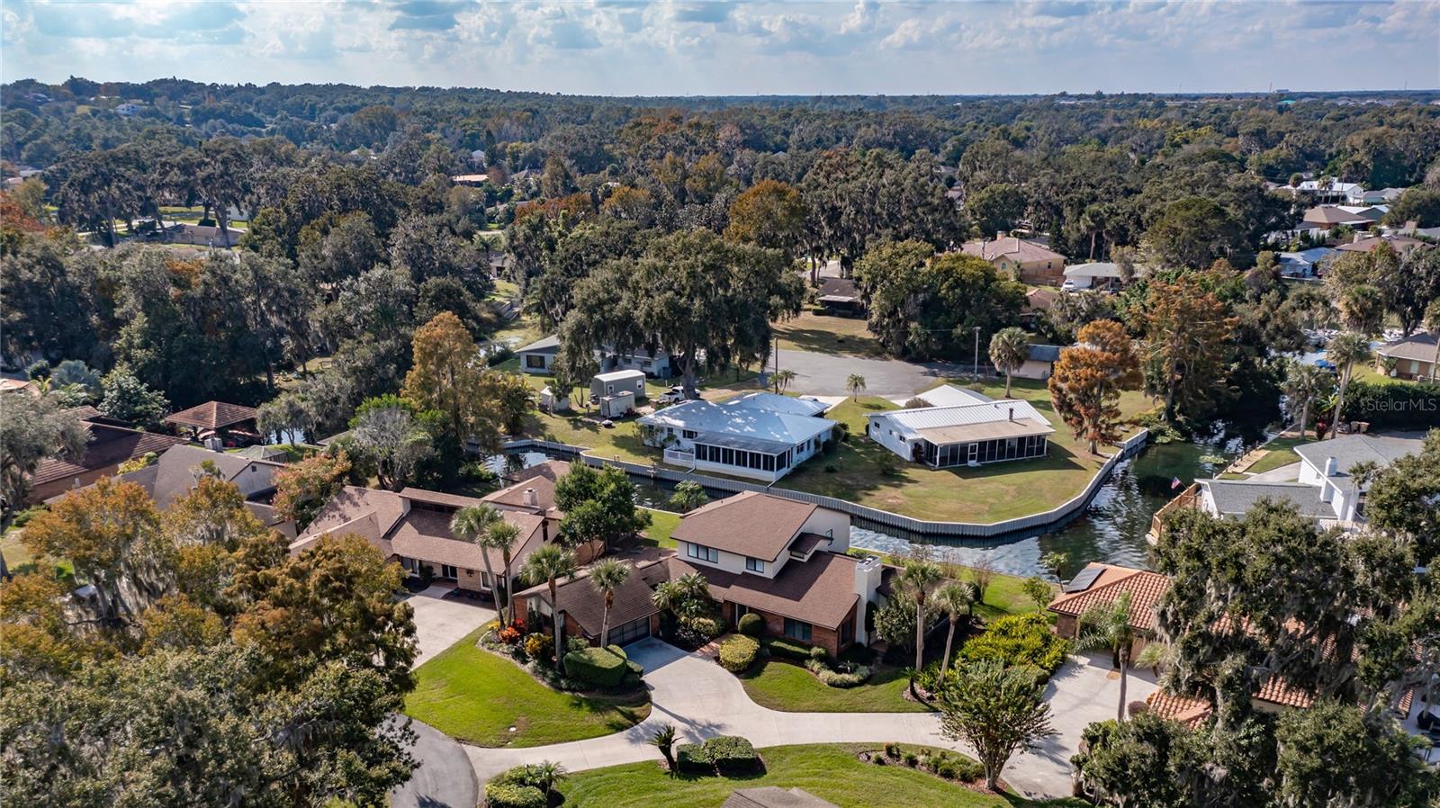 Image 56 of 83 For 104 Acacia Point