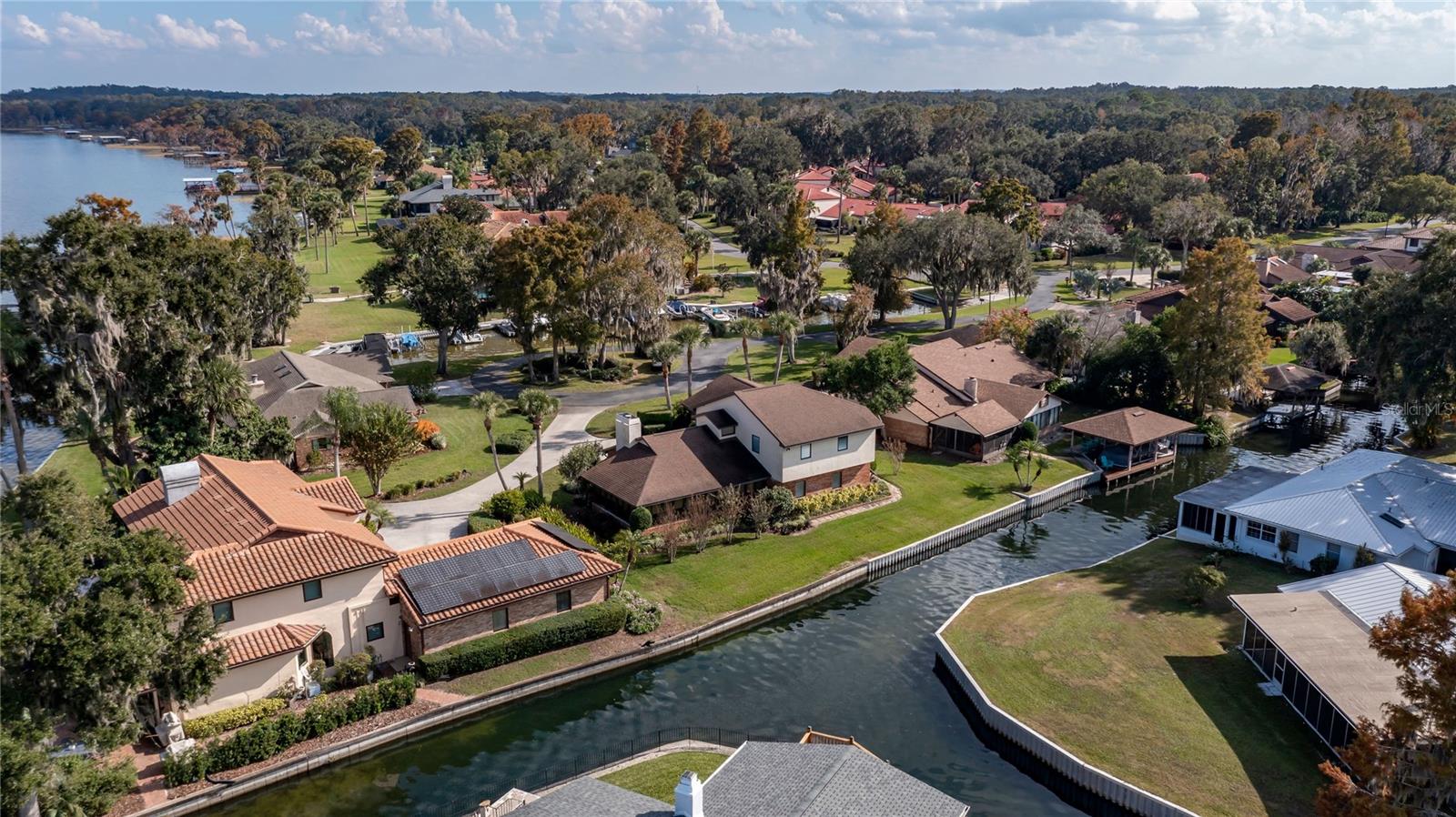 Image 63 of 83 For 104 Acacia Point