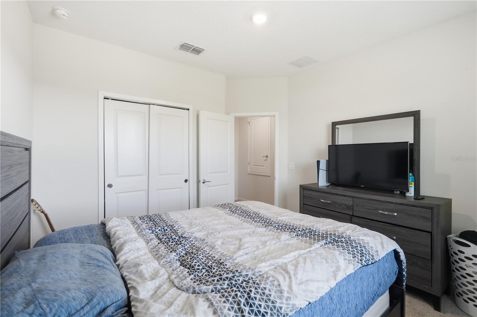 Image 26 of 47 For 1706 Chatsworth Circle