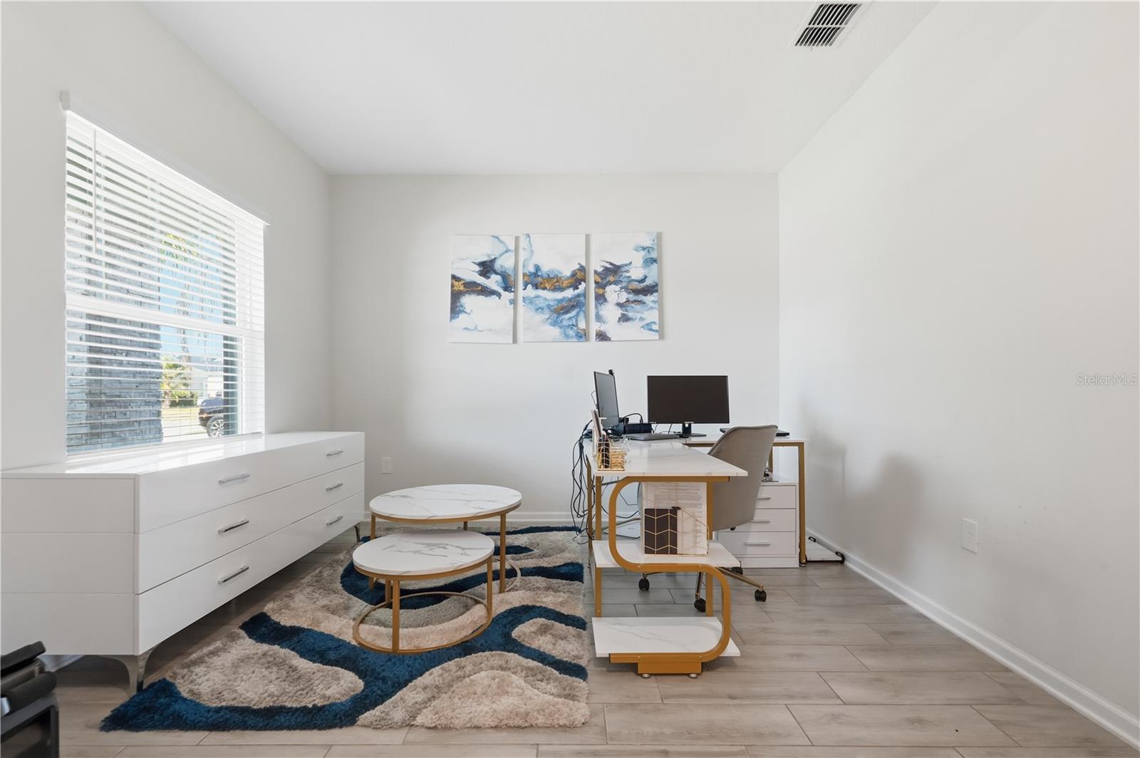 Image 4 of 47 For 1706 Chatsworth Circle