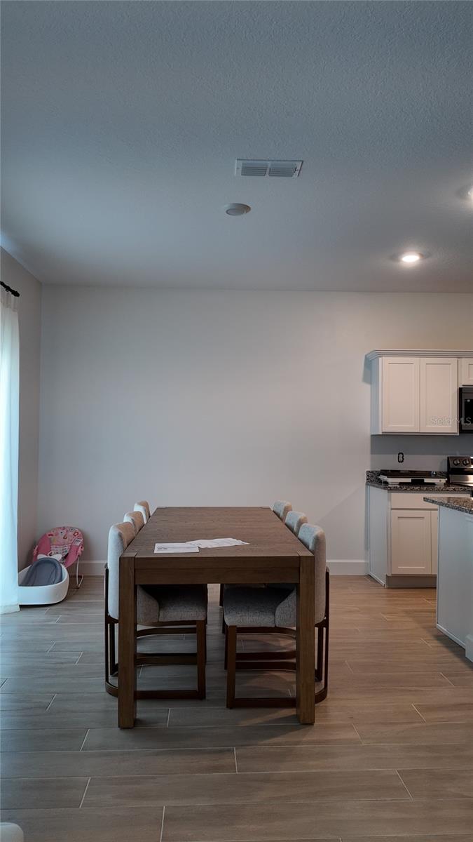 Image 5 of 19 For 8599 Sportsman Loop