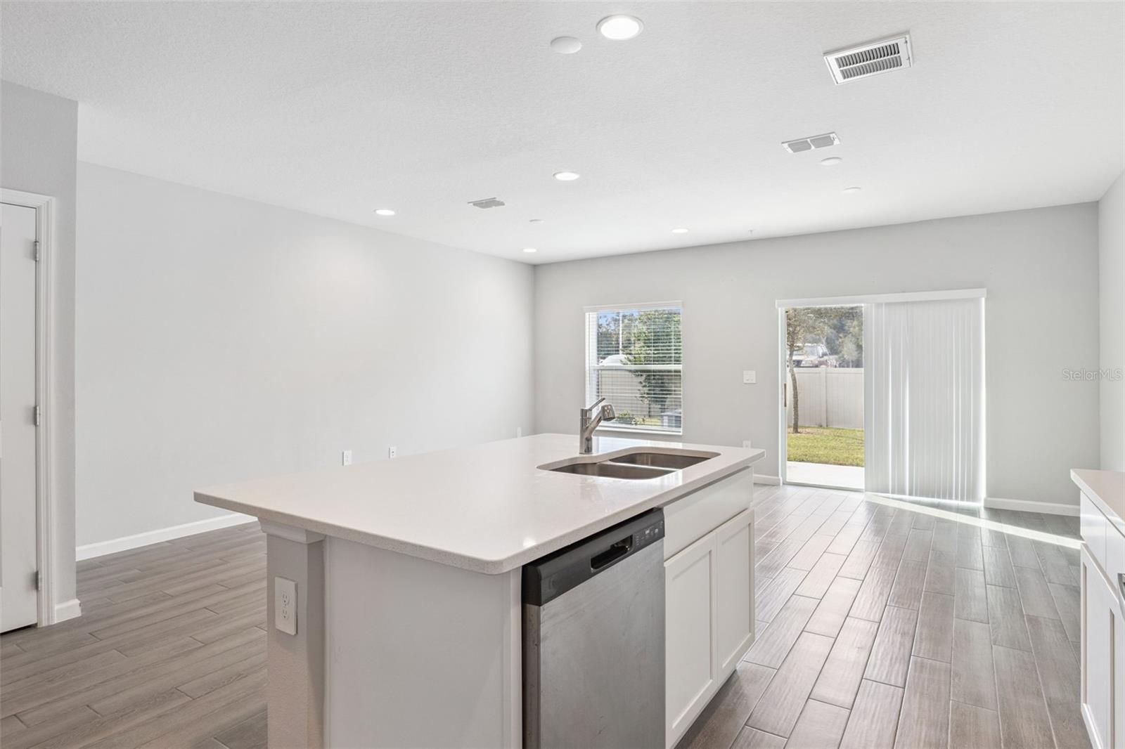 Image 5 of 19 For 212 Beautyberry Lane