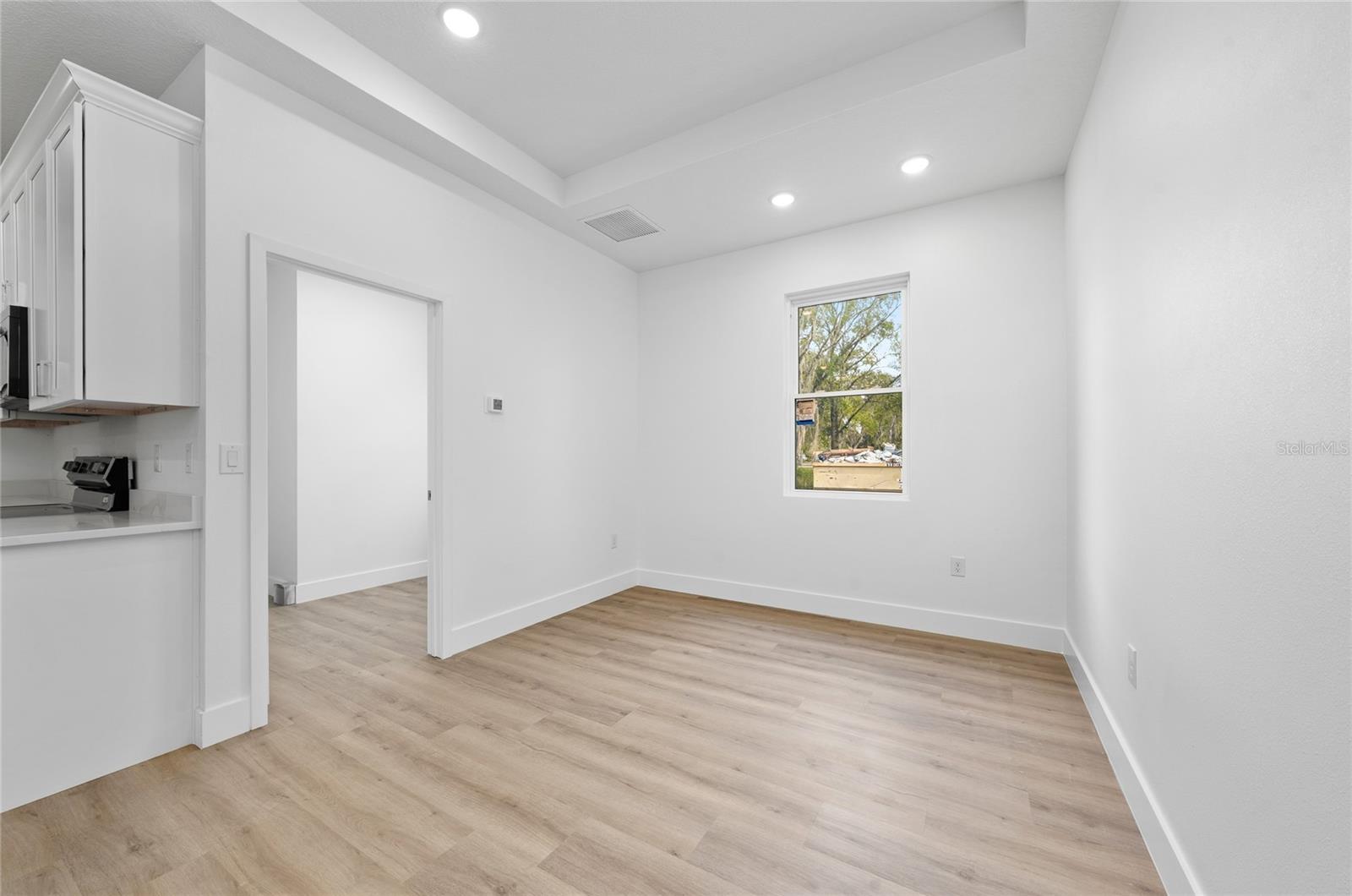 Image 23 of 42 For 6430 Curtis St