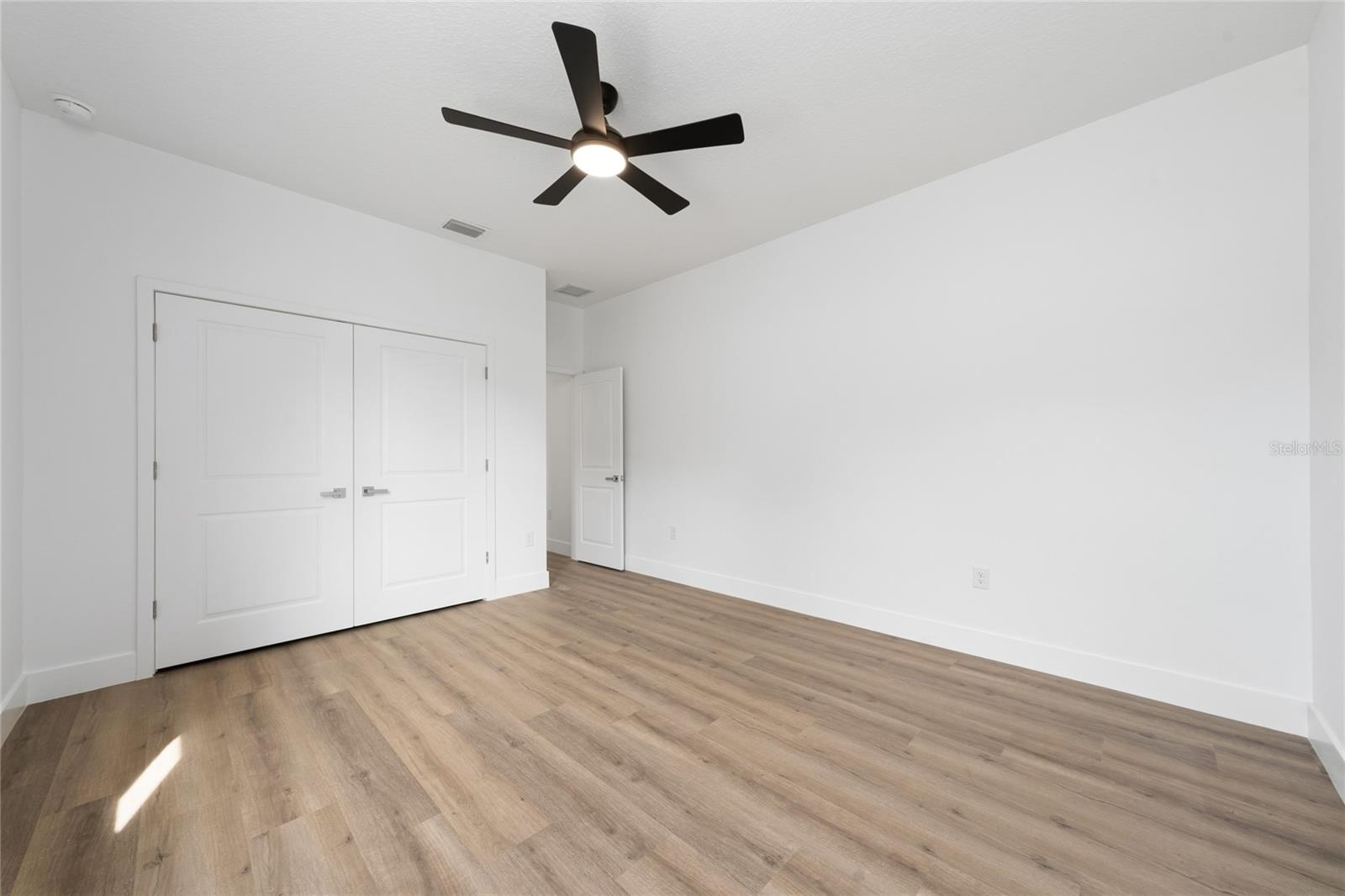 Image 30 of 42 For 6430 Curtis St