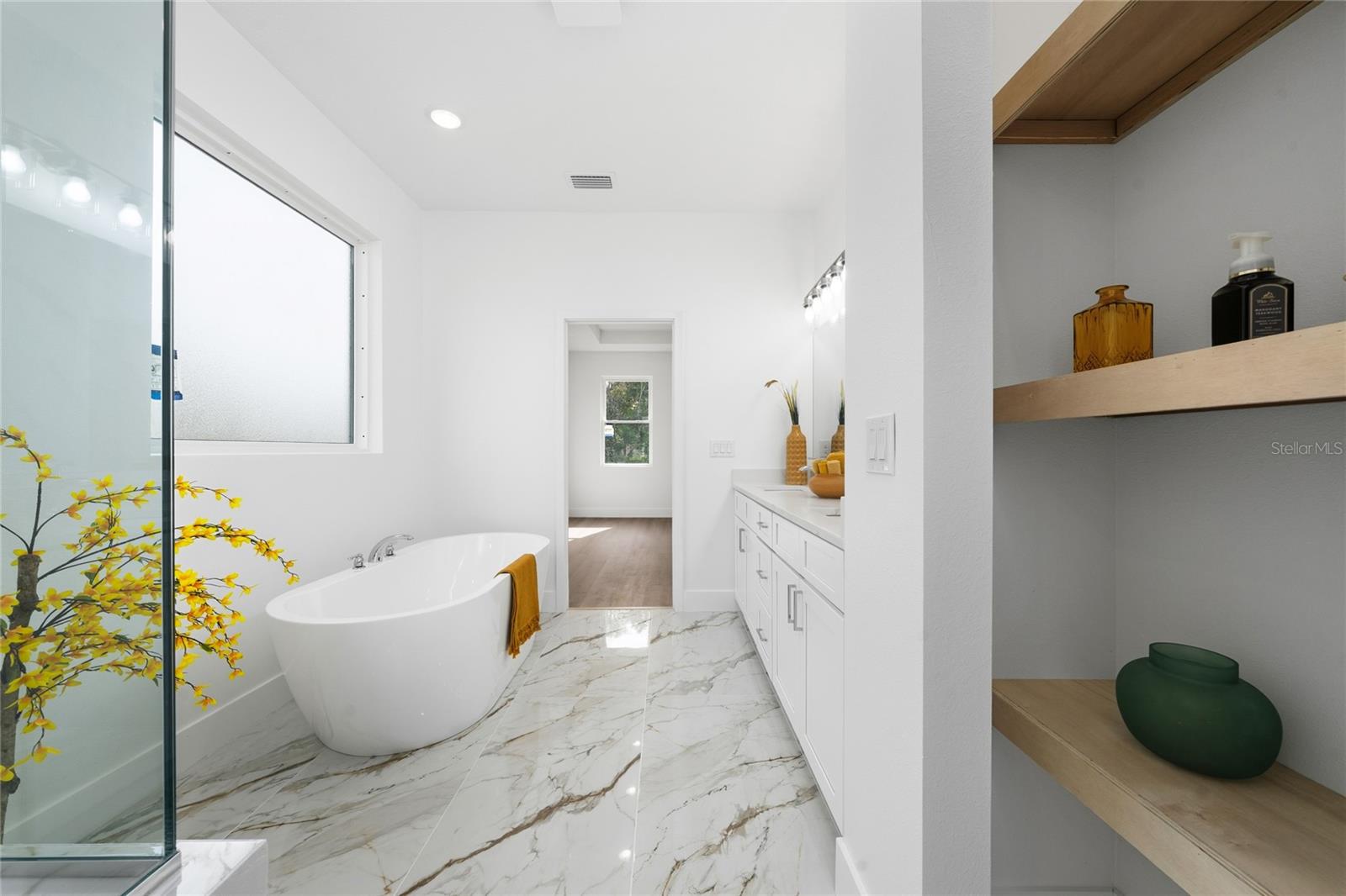 Image 38 of 42 For 6430 Curtis St