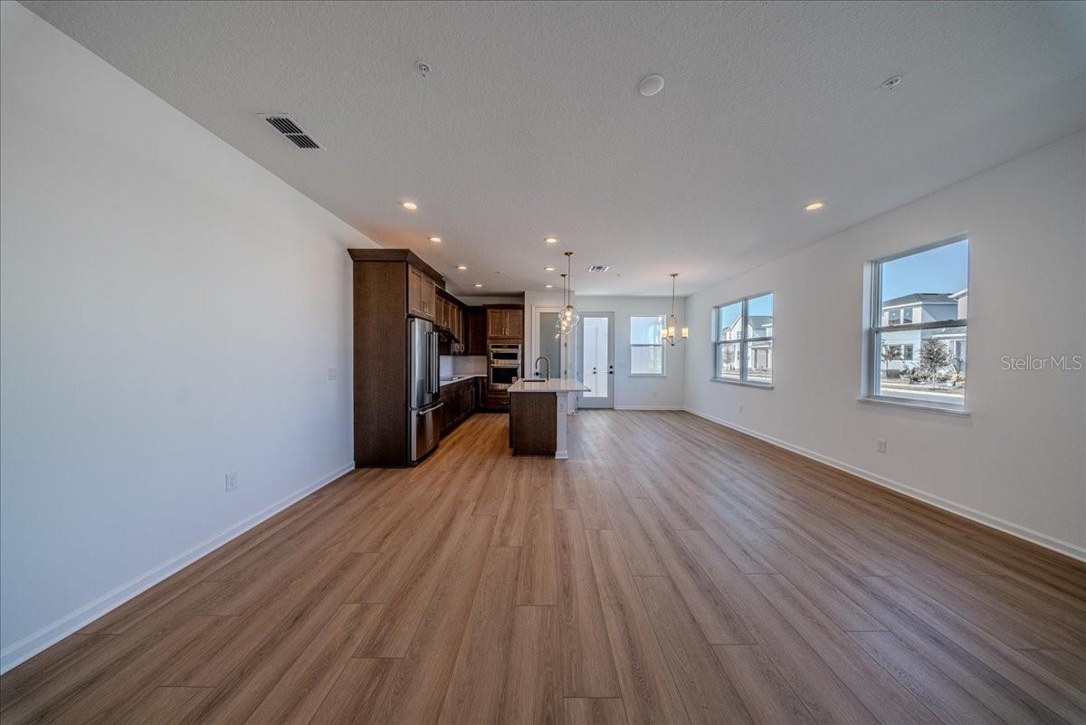 Image 11 of 73 For 1850 Falconhurst Lane