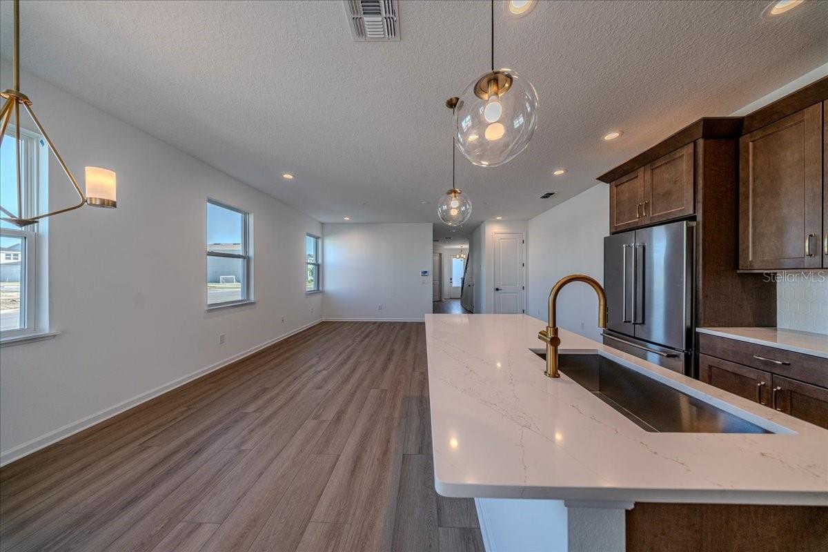 Image 17 of 73 For 1850 Falconhurst Lane