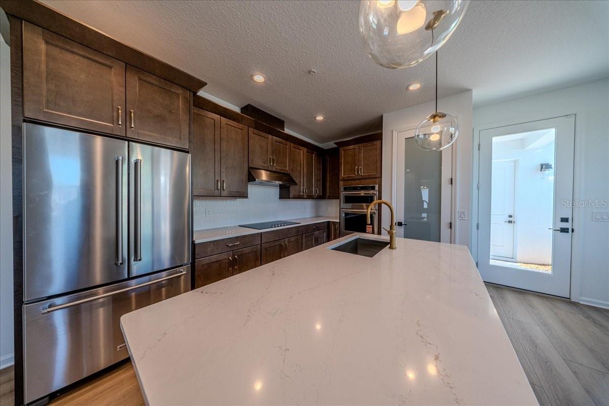 Image 19 of 73 For 1850 Falconhurst Lane