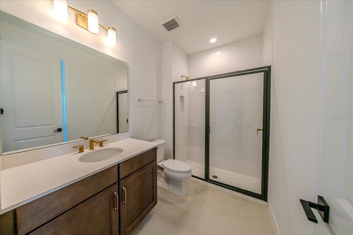 Image 28 of 73 For 1850 Falconhurst Lane