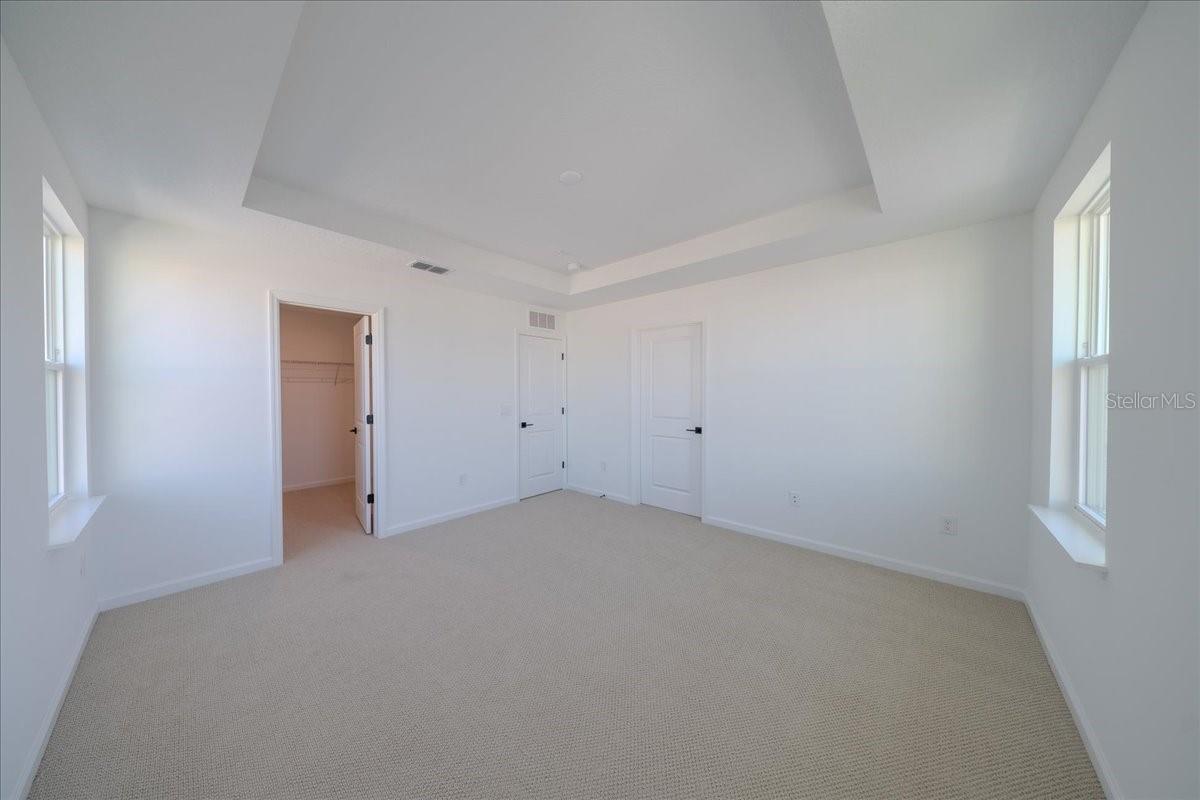 Image 35 of 73 For 1850 Falconhurst Lane