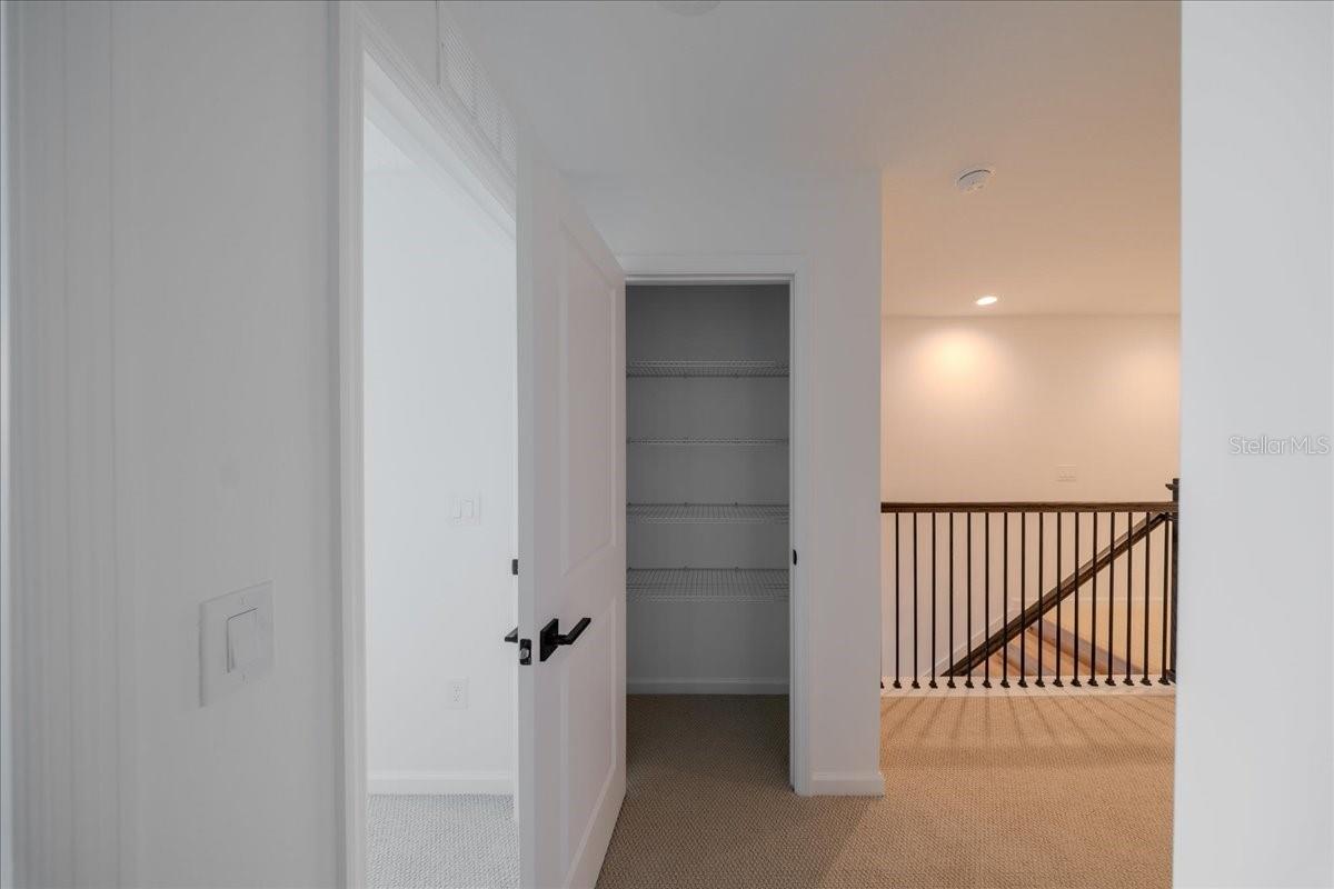 Image 42 of 73 For 1850 Falconhurst Lane