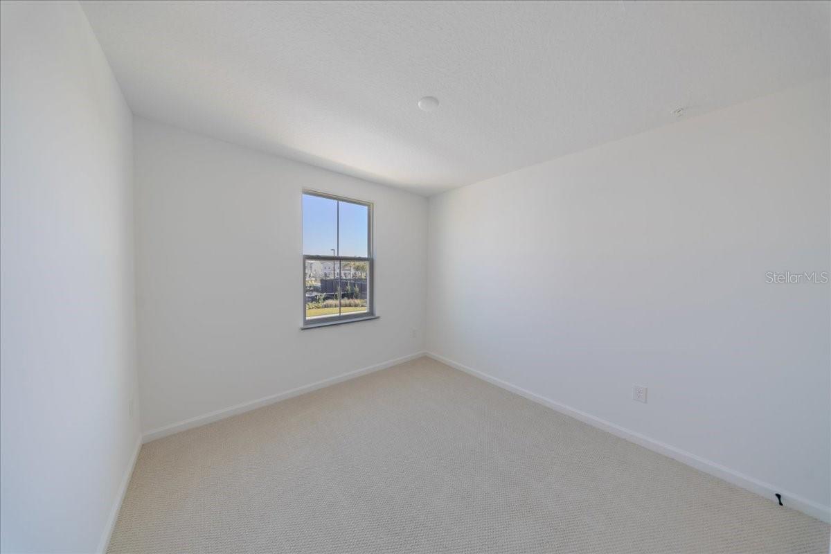 Image 45 of 73 For 1850 Falconhurst Lane