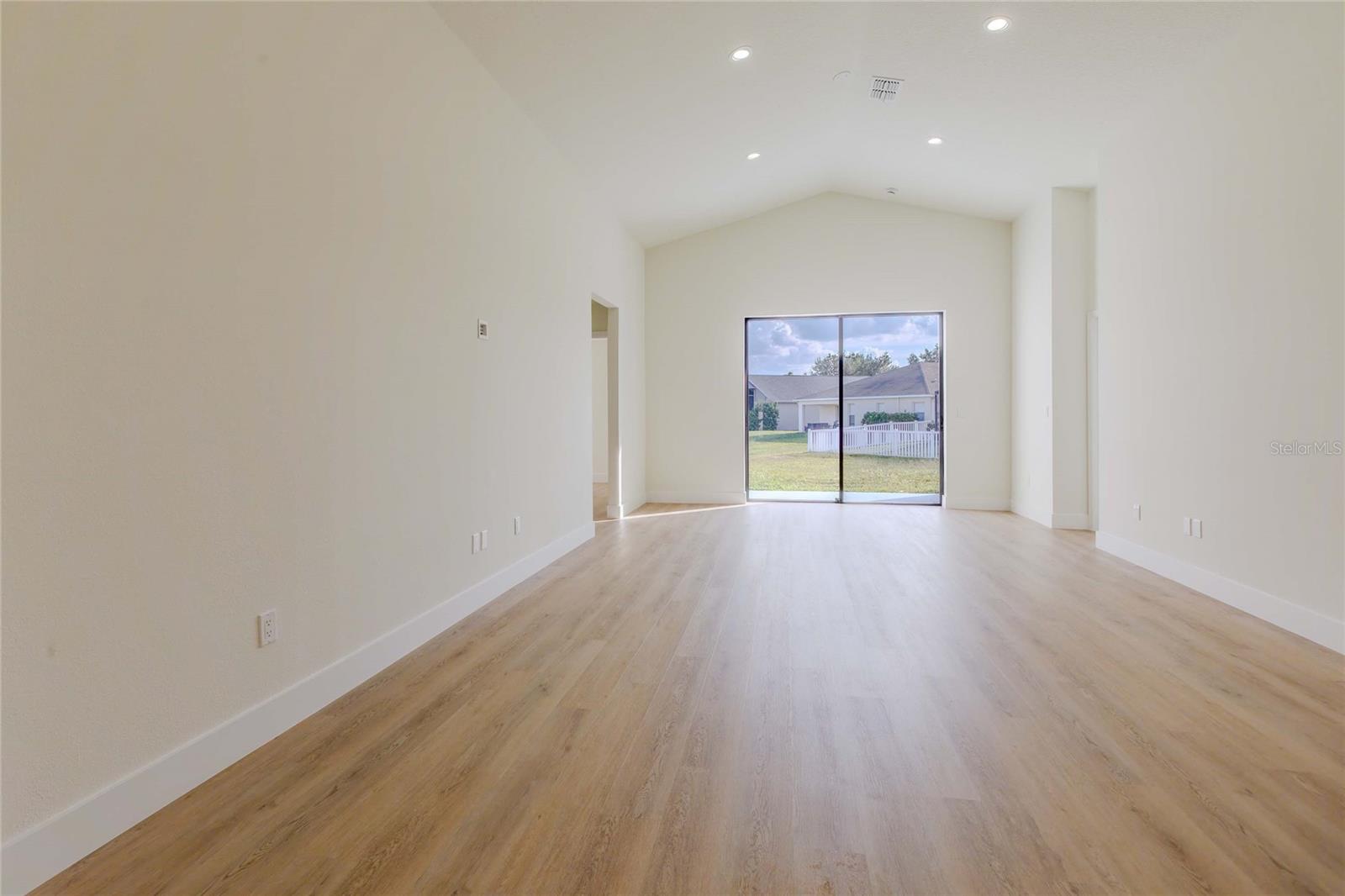 Image 21 of 38 For 30942 Baclan Drive