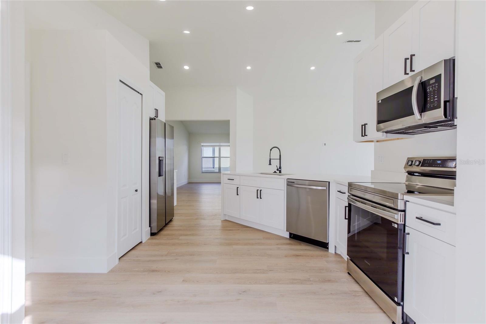 Image 3 of 38 For 30942 Baclan Drive