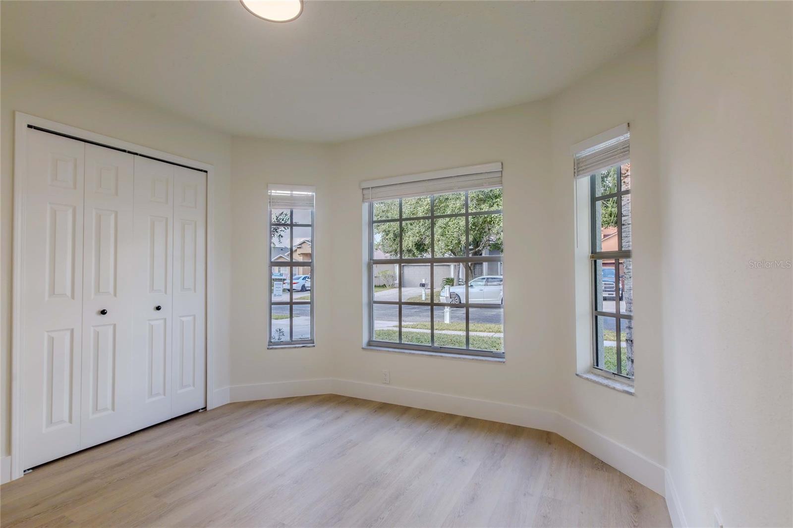 Image 33 of 38 For 30942 Baclan Drive