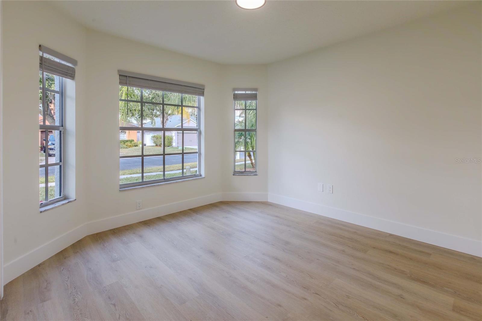 Image 34 of 38 For 30942 Baclan Drive