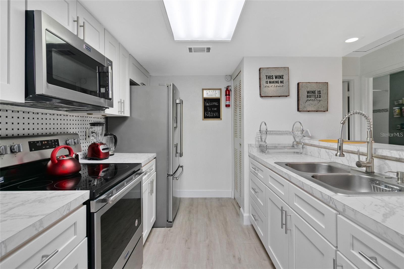 Image 3 of 27 For 2022 Ludlow Lane 2022