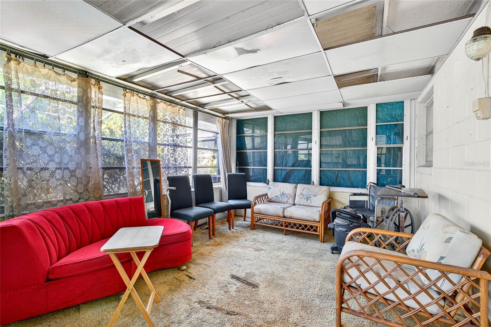 Image 14 of 24 For 2104 38th Avenue