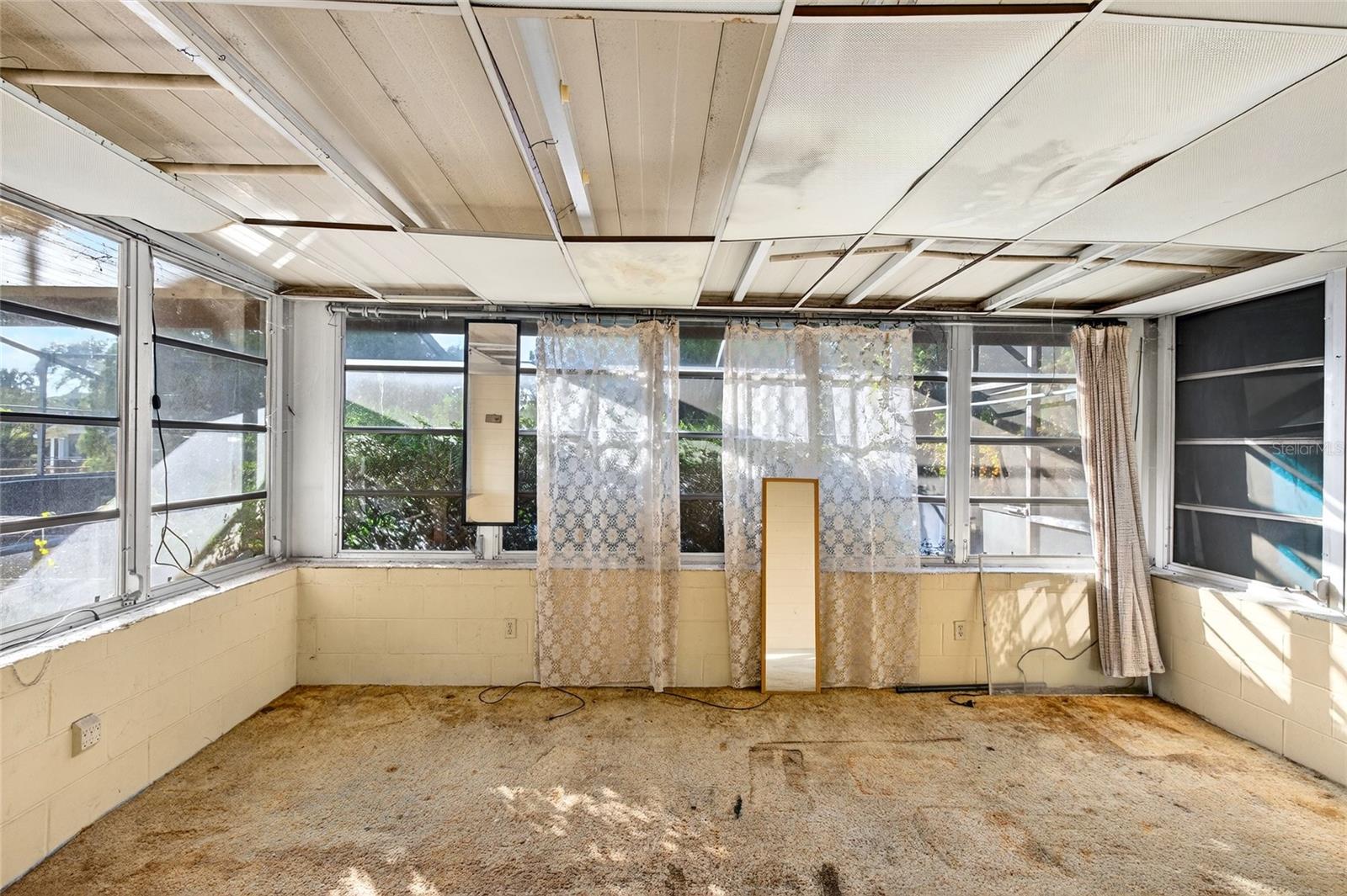 Image 17 of 24 For 2104 38th Avenue