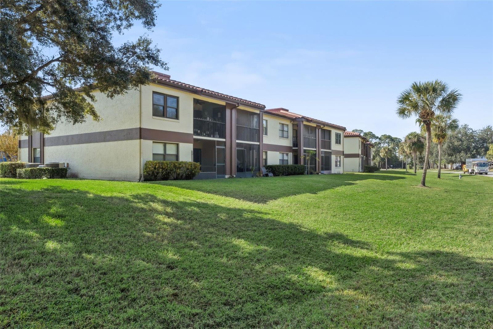 Image 15 of 27 For 3210 Candle Ridge Drive 203