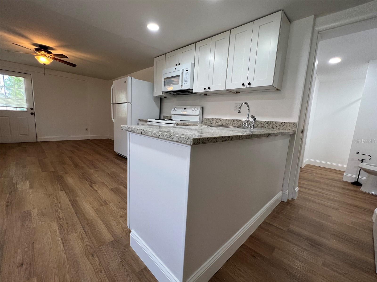 Image 4 of 8 For 2120 10th Street