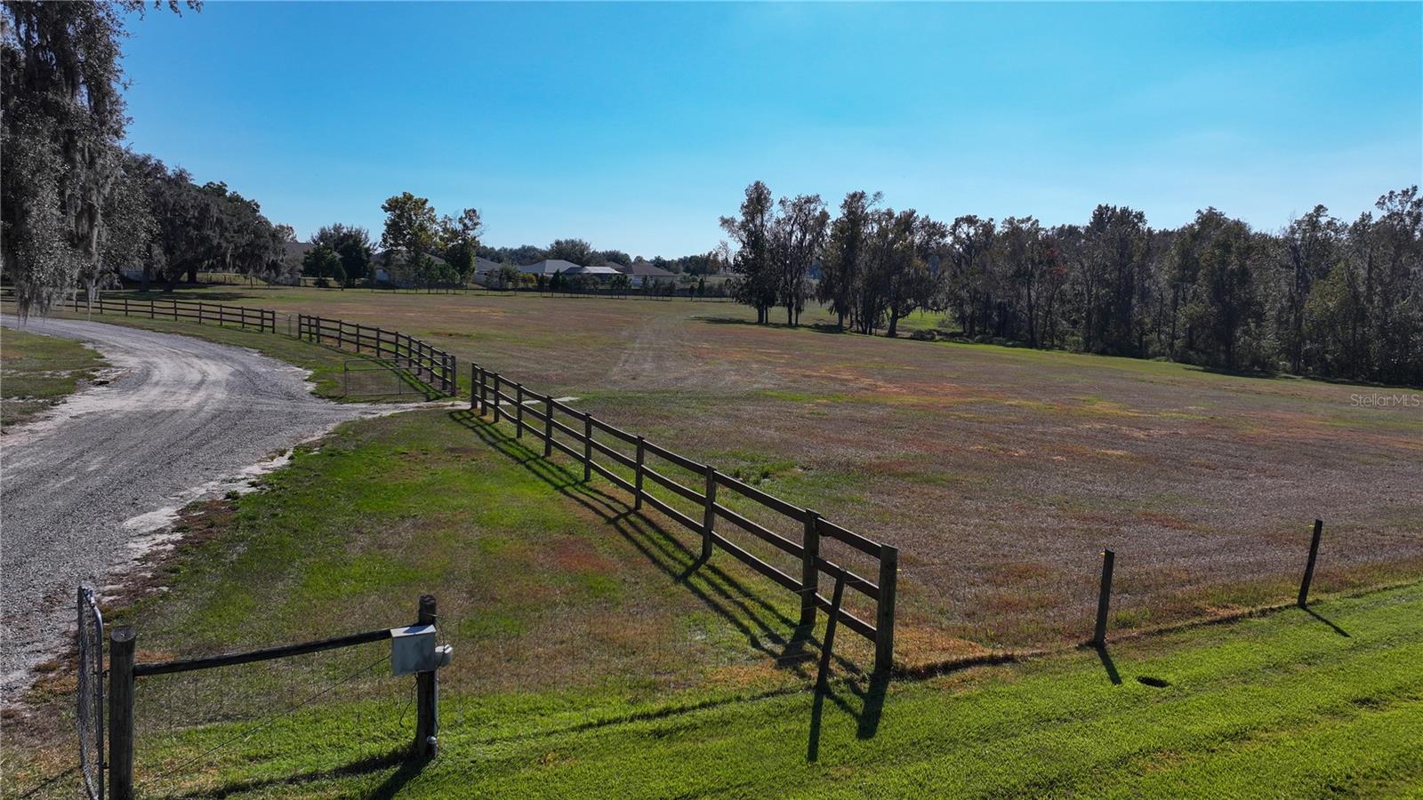 Image 8 of 45 For 3182 Indian Ridge Place
