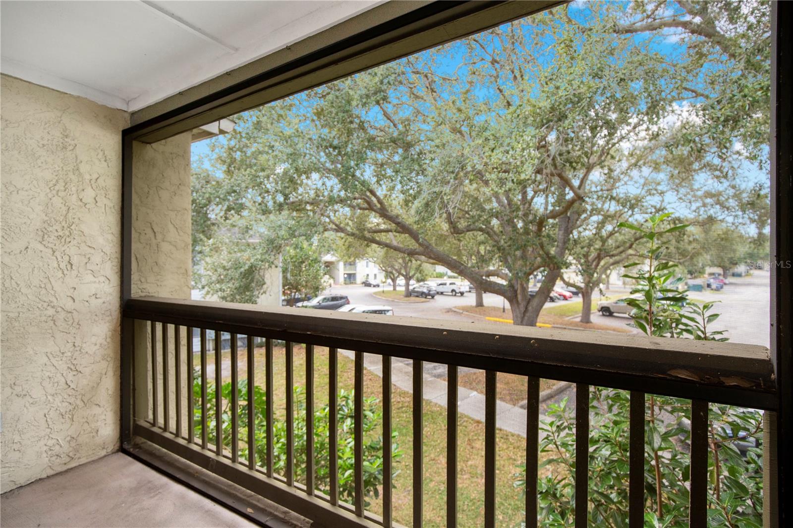 Image 12 of 16 For 3600 Sable Palm Lane 10e