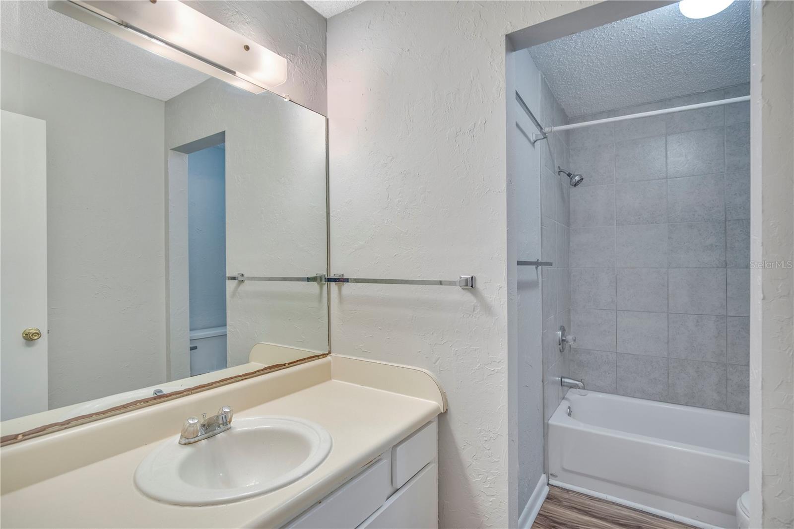 Image 8 of 16 For 3600 Sable Palm Lane 10e