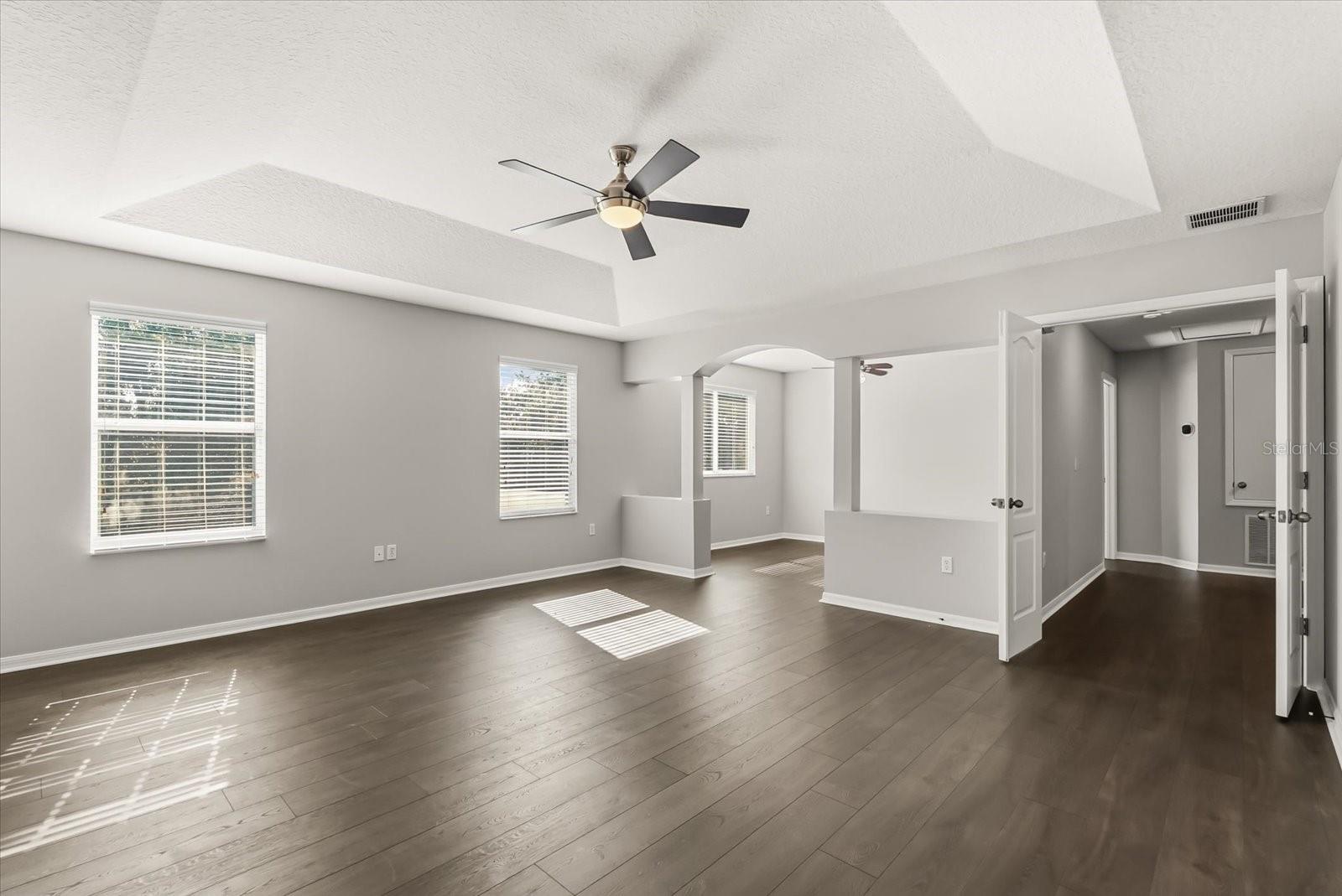 Image 15 of 41 For 13156 Moro Court