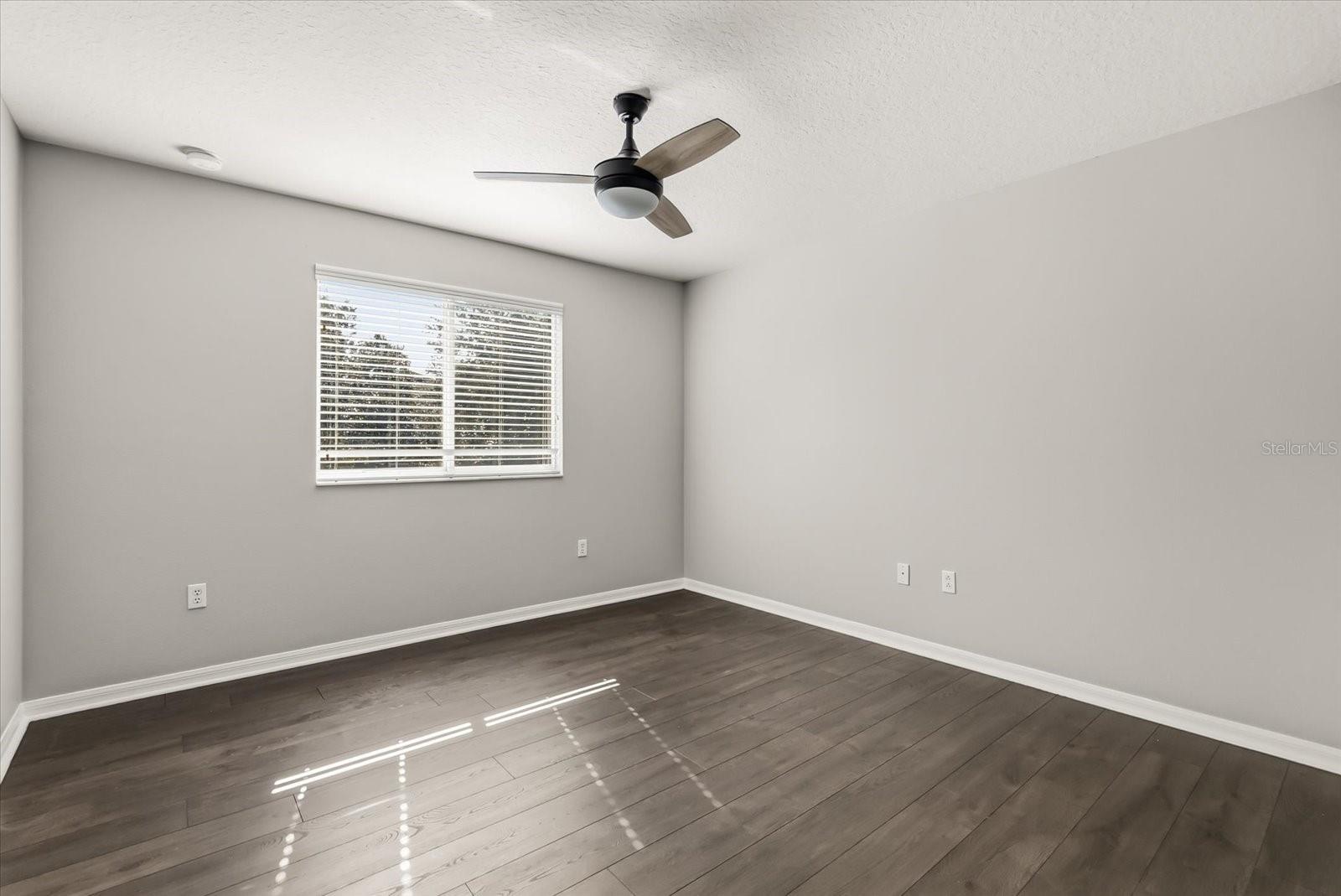 Image 23 of 41 For 13156 Moro Court