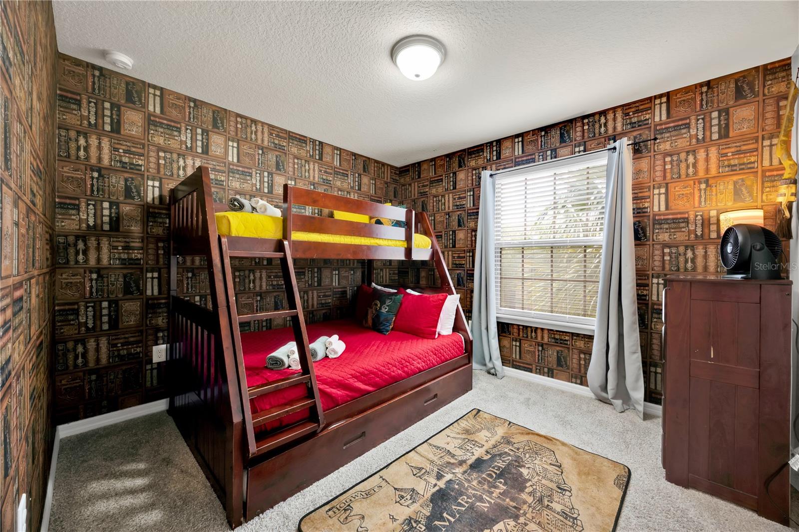 Image 19 of 43 For 8952 Adriatico Lane