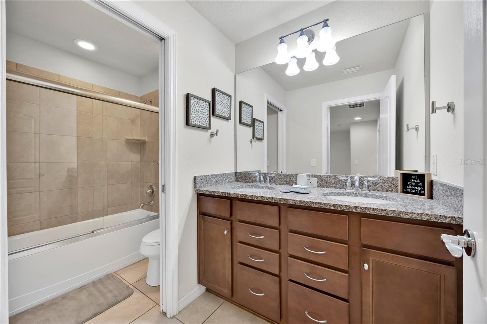 Image 21 of 43 For 8952 Adriatico Lane