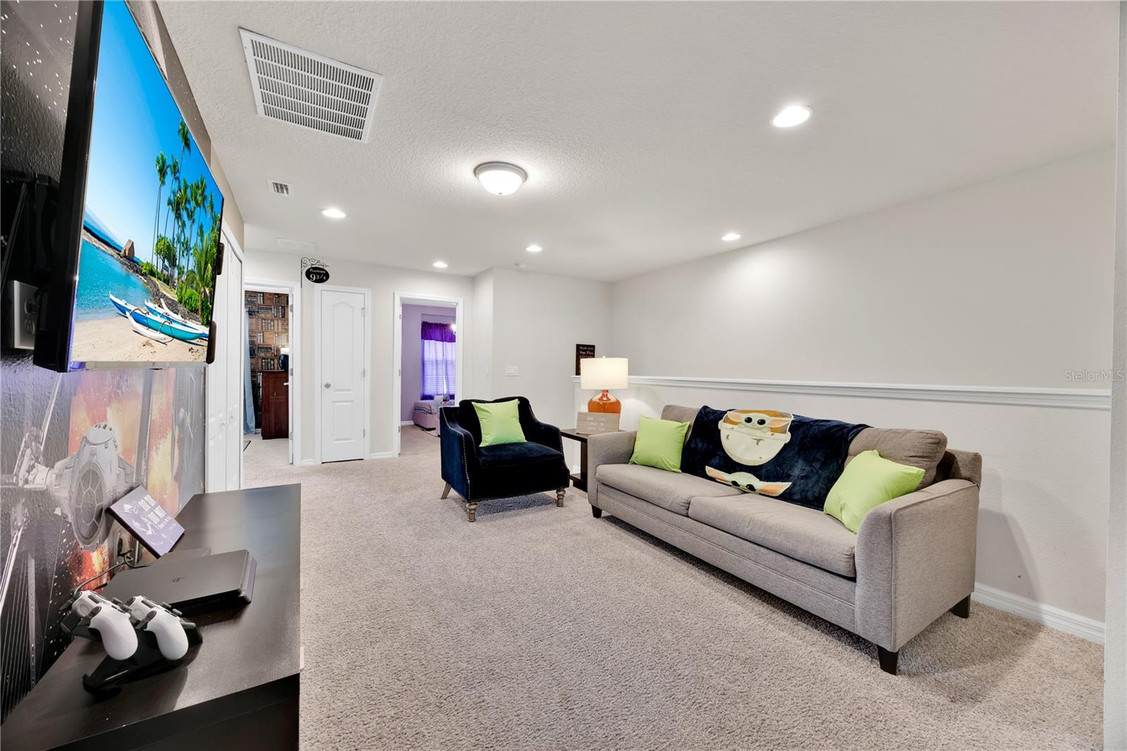 Image 22 of 43 For 8952 Adriatico Lane