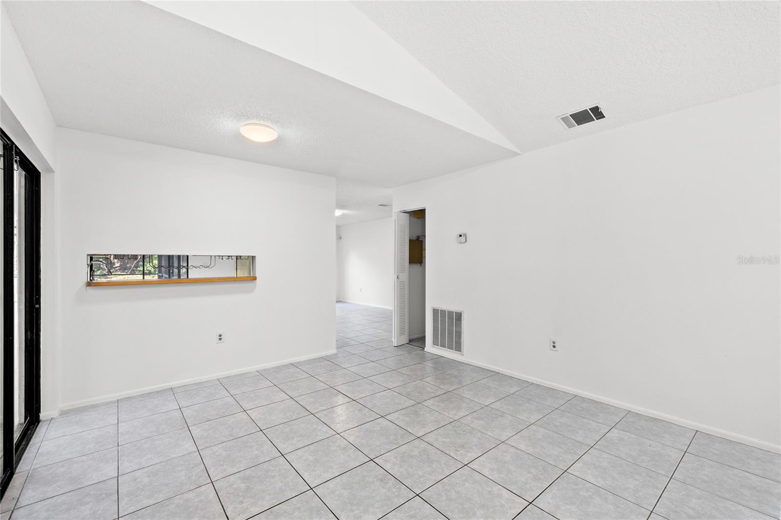 Image 21 of 44 For 2796 Shadybranch Drive