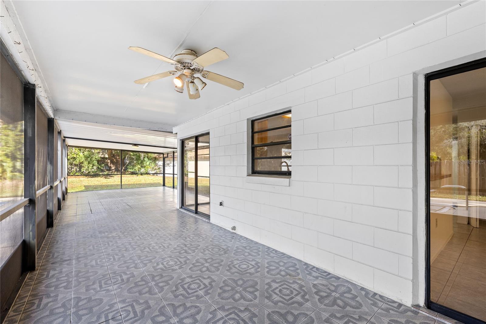 Image 23 of 44 For 2796 Shadybranch Drive