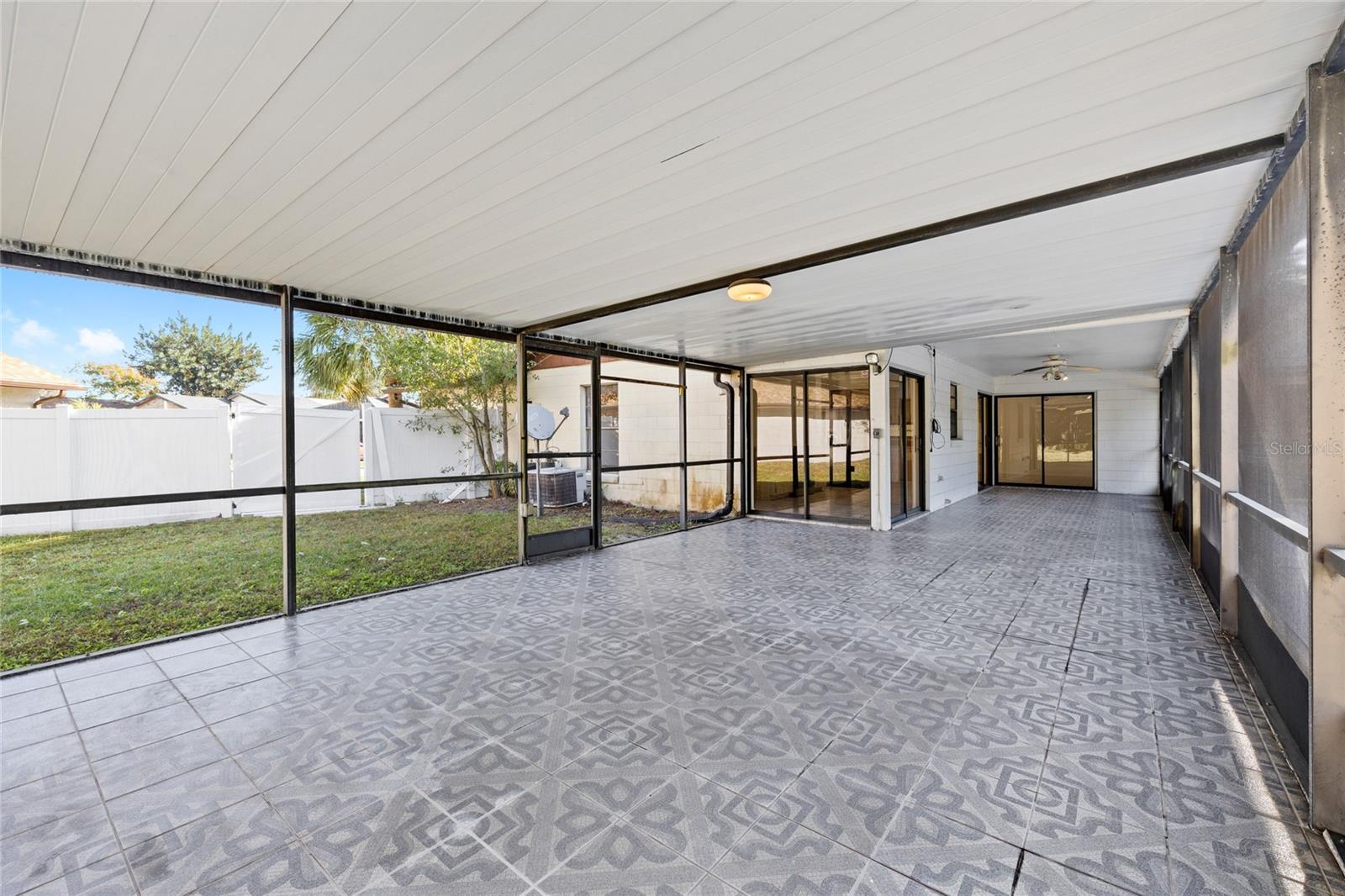 Image 27 of 44 For 2796 Shadybranch Drive