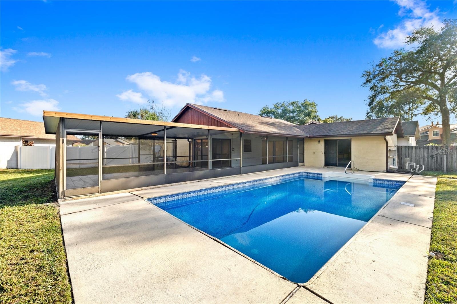 Image 30 of 44 For 2796 Shadybranch Drive