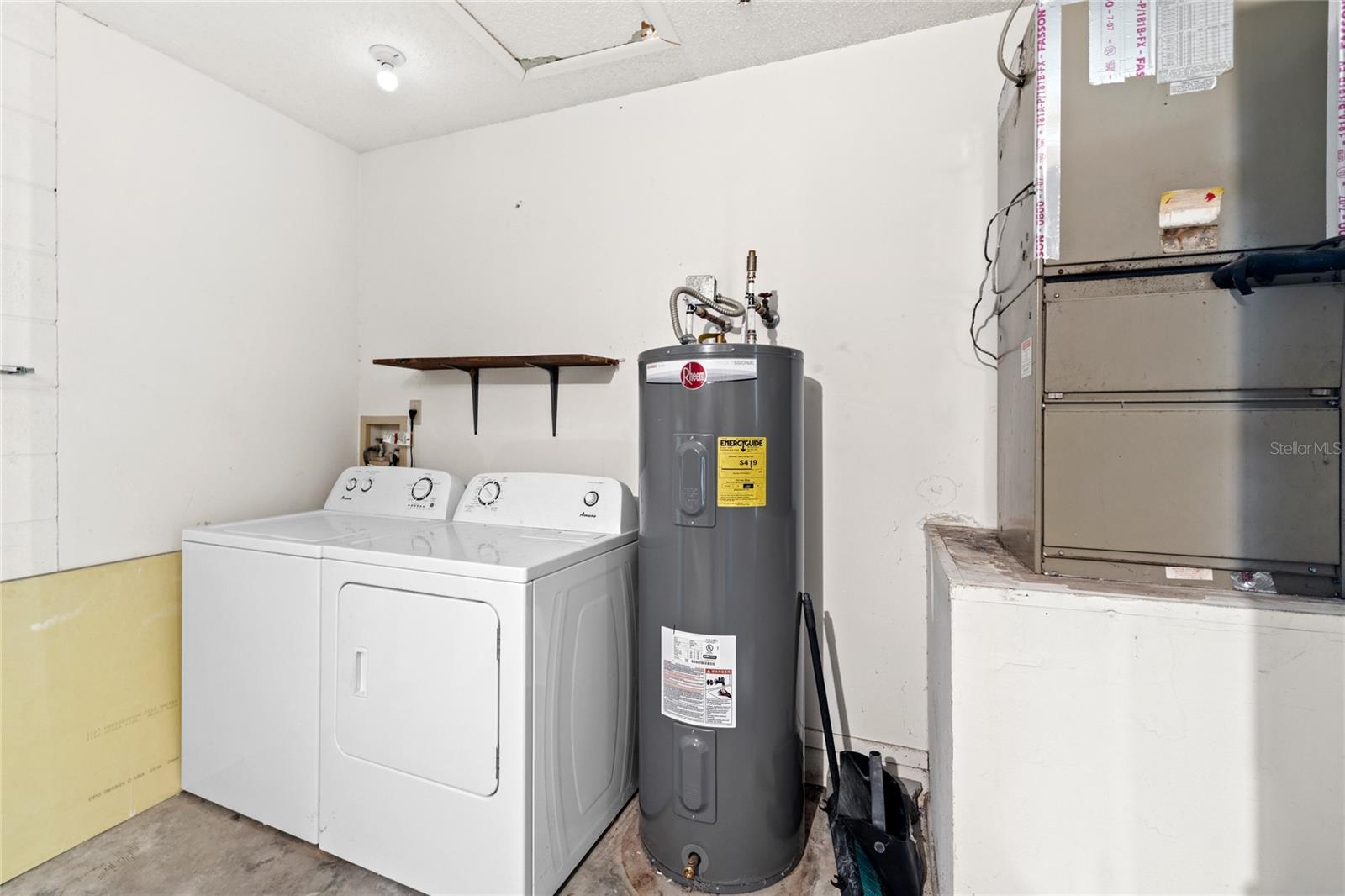 Image 33 of 44 For 2796 Shadybranch Drive